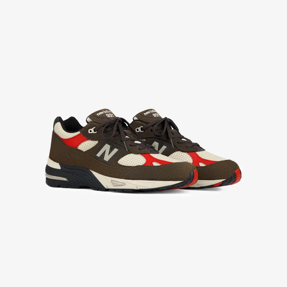 aim-leon-dore-ald-new-balance-made-in-uk-991-sneaker-braun image 1