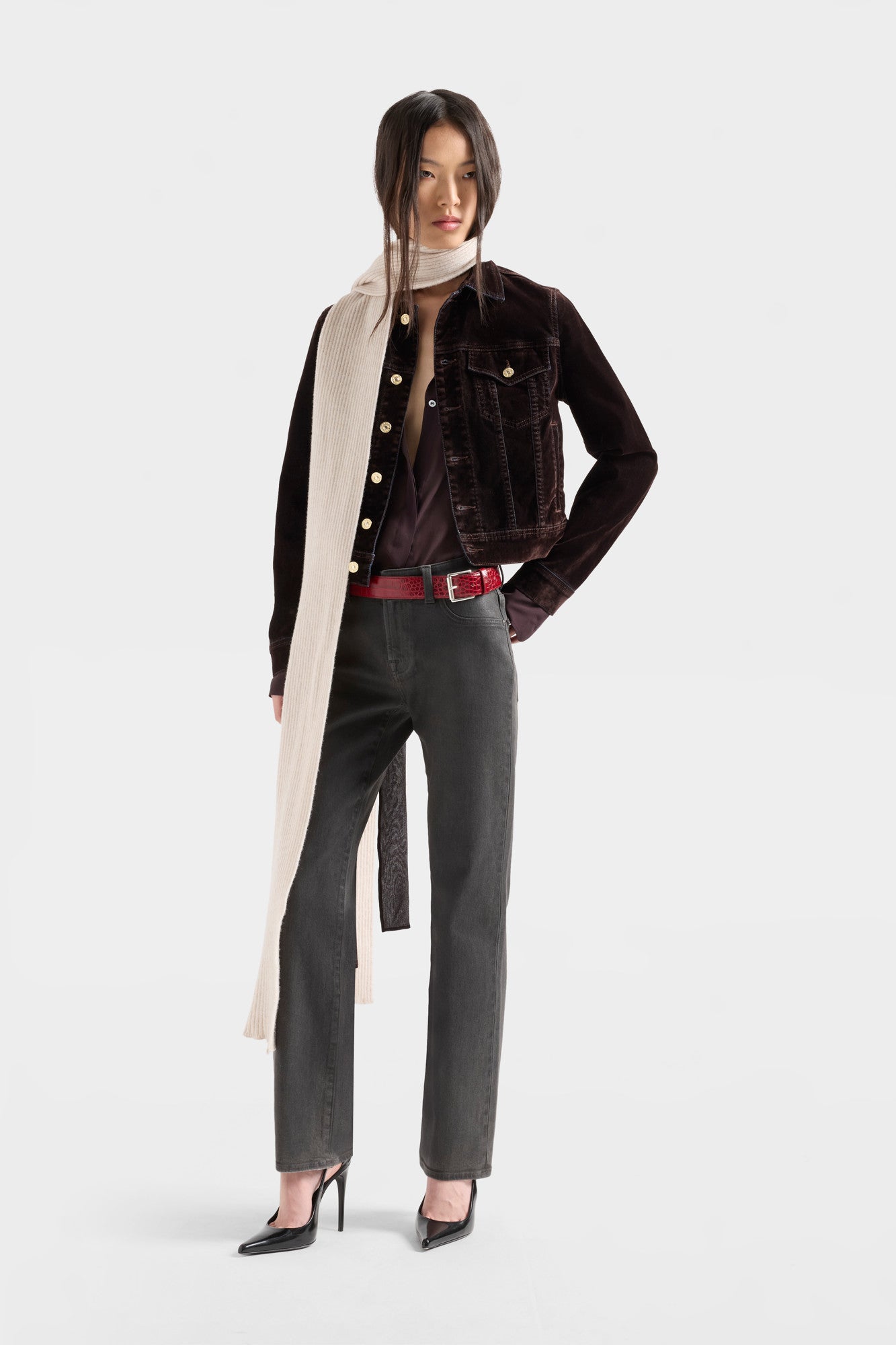 7-for-all-mankind-calie-straight-coated-jeans-in-grau image 2