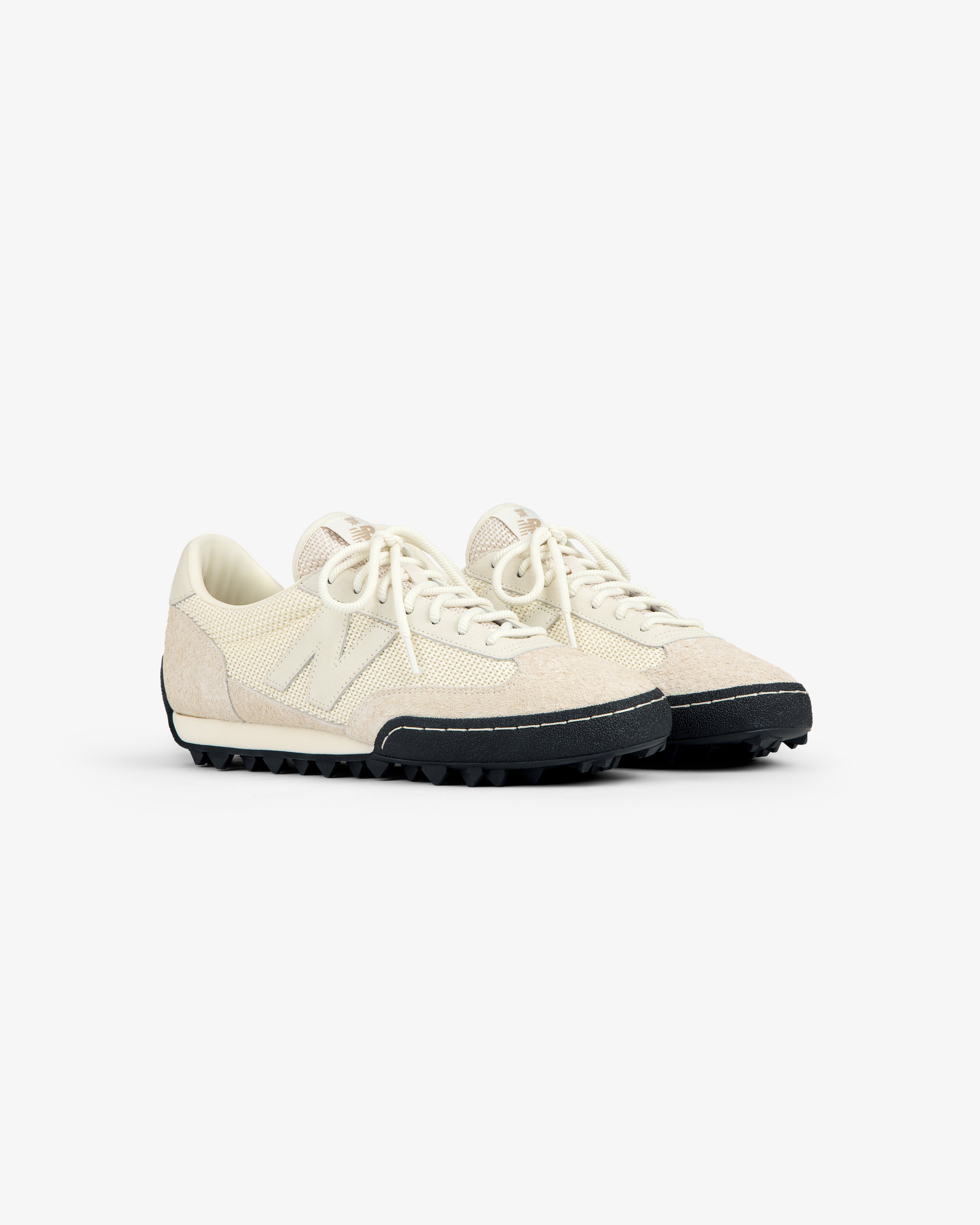ald-new-balance-gator-sneaker-cream-hairy-suede-unisex image 2