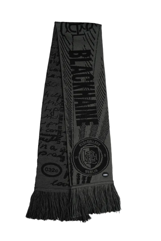 032c-blackhaine-sponsor-scarf-jacquard-schal-mit-fransen image 1