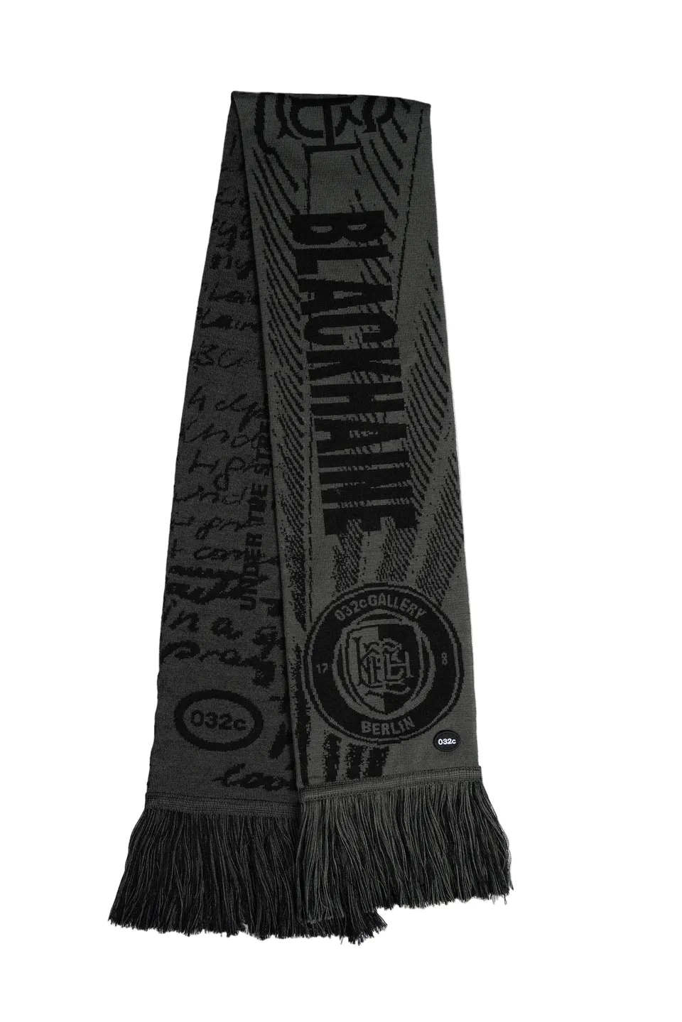 032c-blackhaine-sponsor-scarf-jacquard-schal-mit-fransen image 1