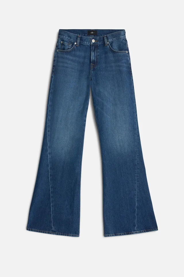7-for-all-mankind-slim-illusion-twisted-seam-spencer-flare-mesa image 1