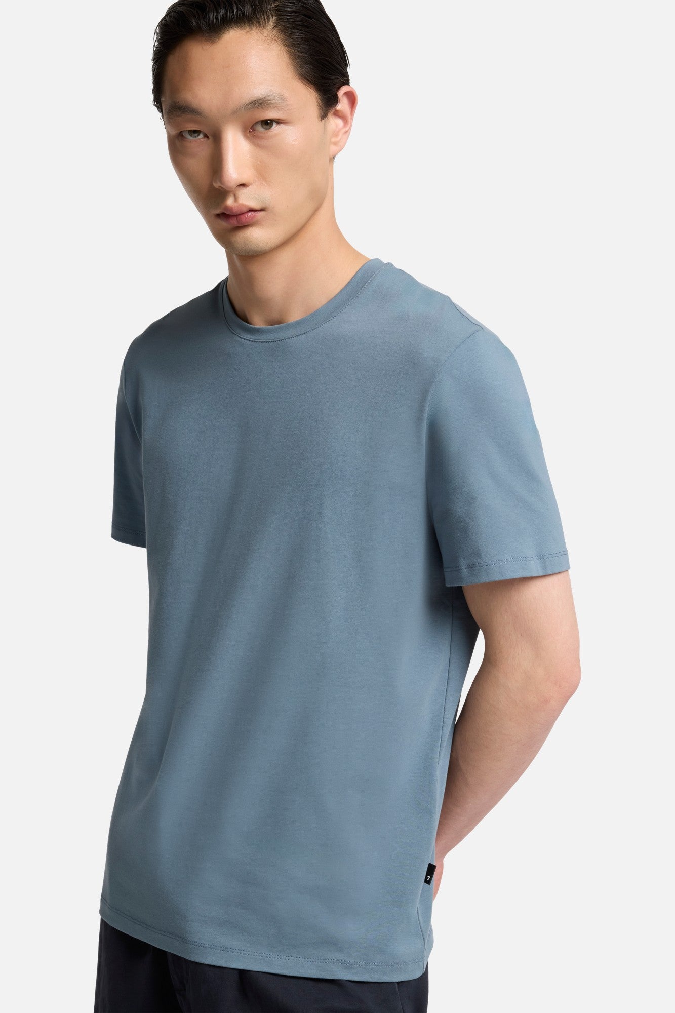 7-for-all-mankind-luxe-performance-t-shirt-herren-crew-neck-titan-blau image 4