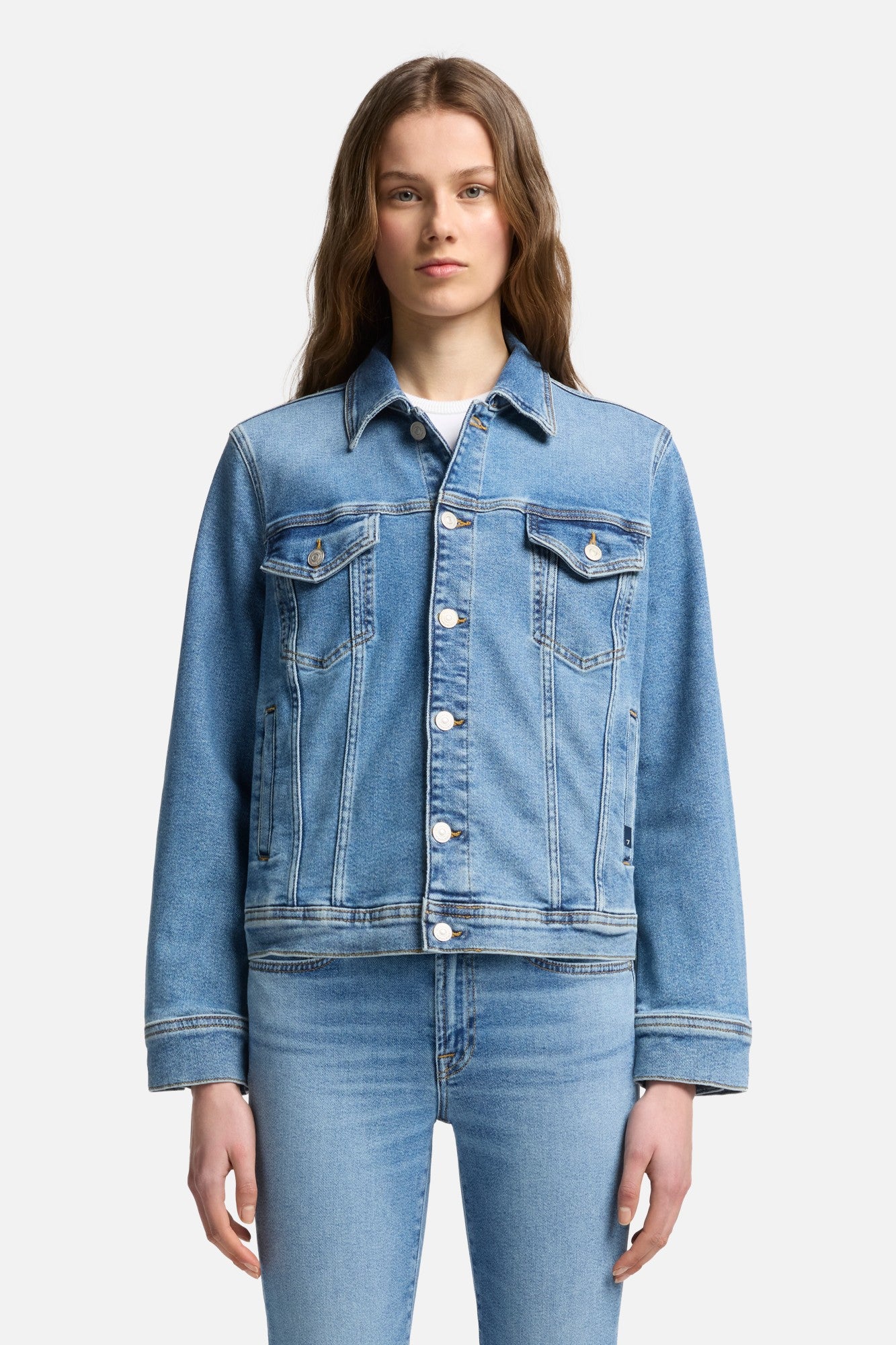 7-for-all-mankind-adi-trucker-jacket-luxe-vintage-fancy image 3