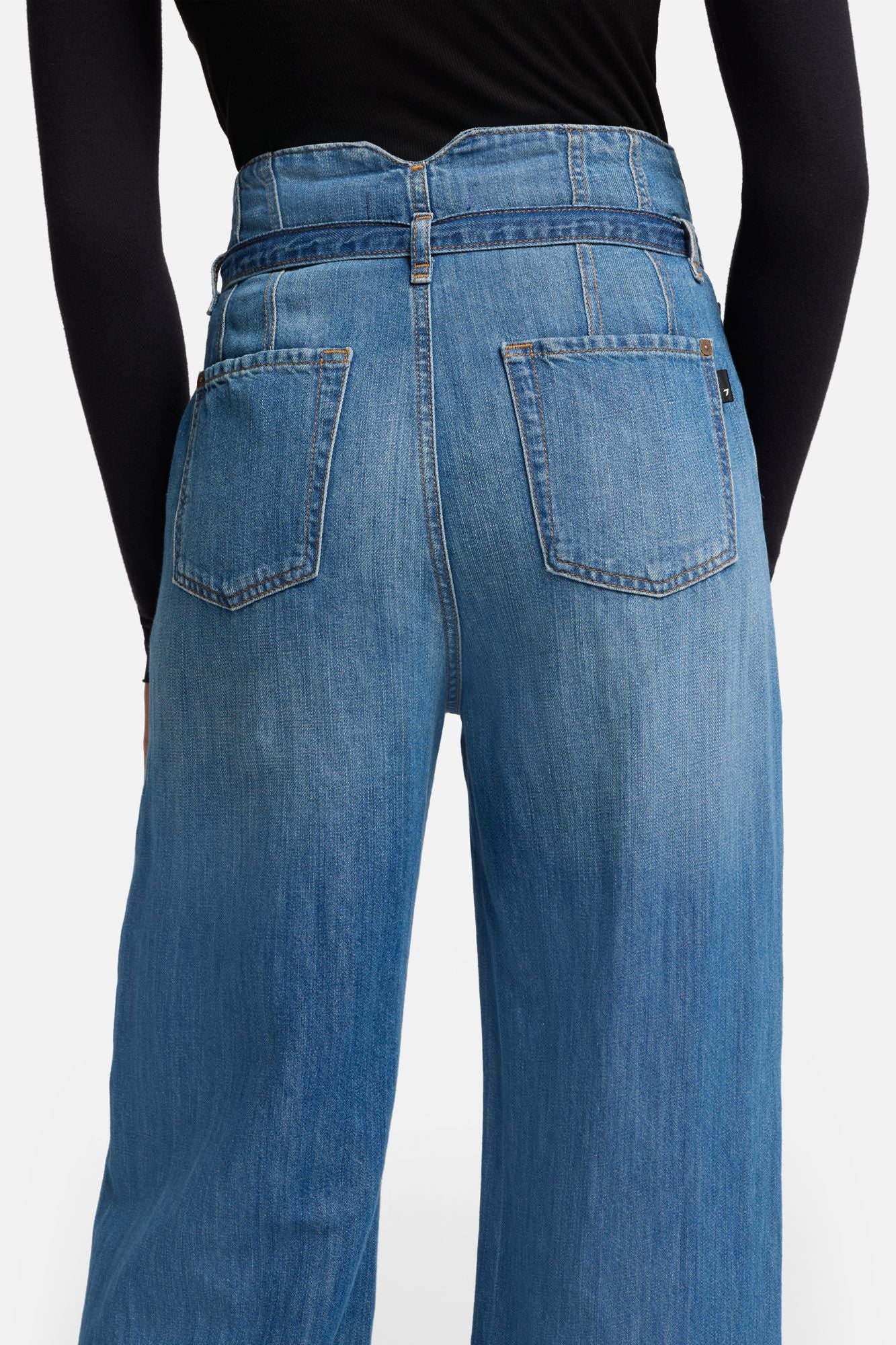 7-for-all-mankind-indigo-linen-belted-wide-leg-hose-phoenix image 4