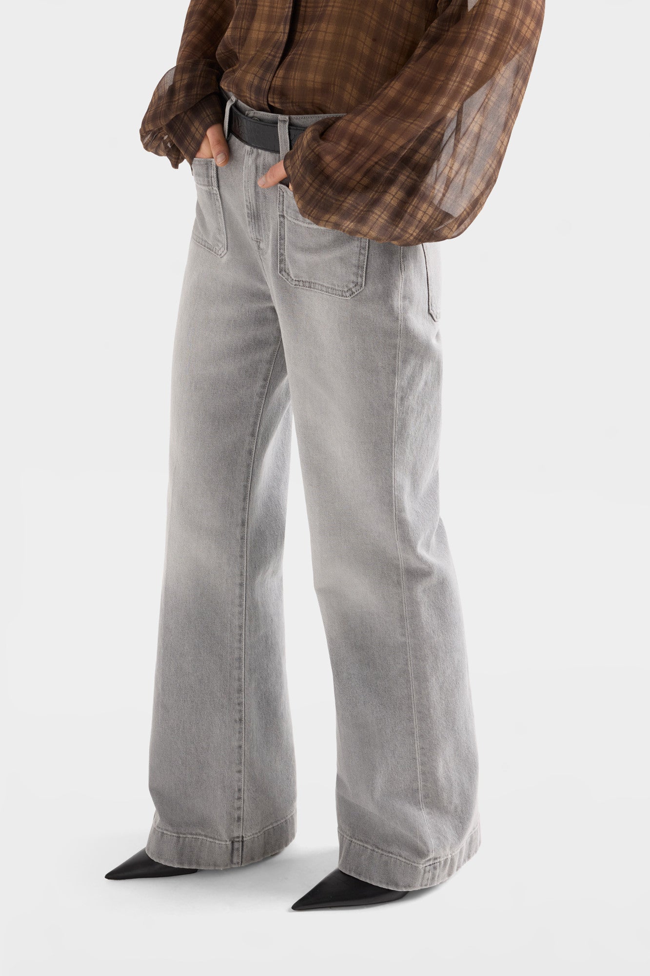 7-for-all-mankind-modern-dojo-flare-jeans-denim-metal image 6