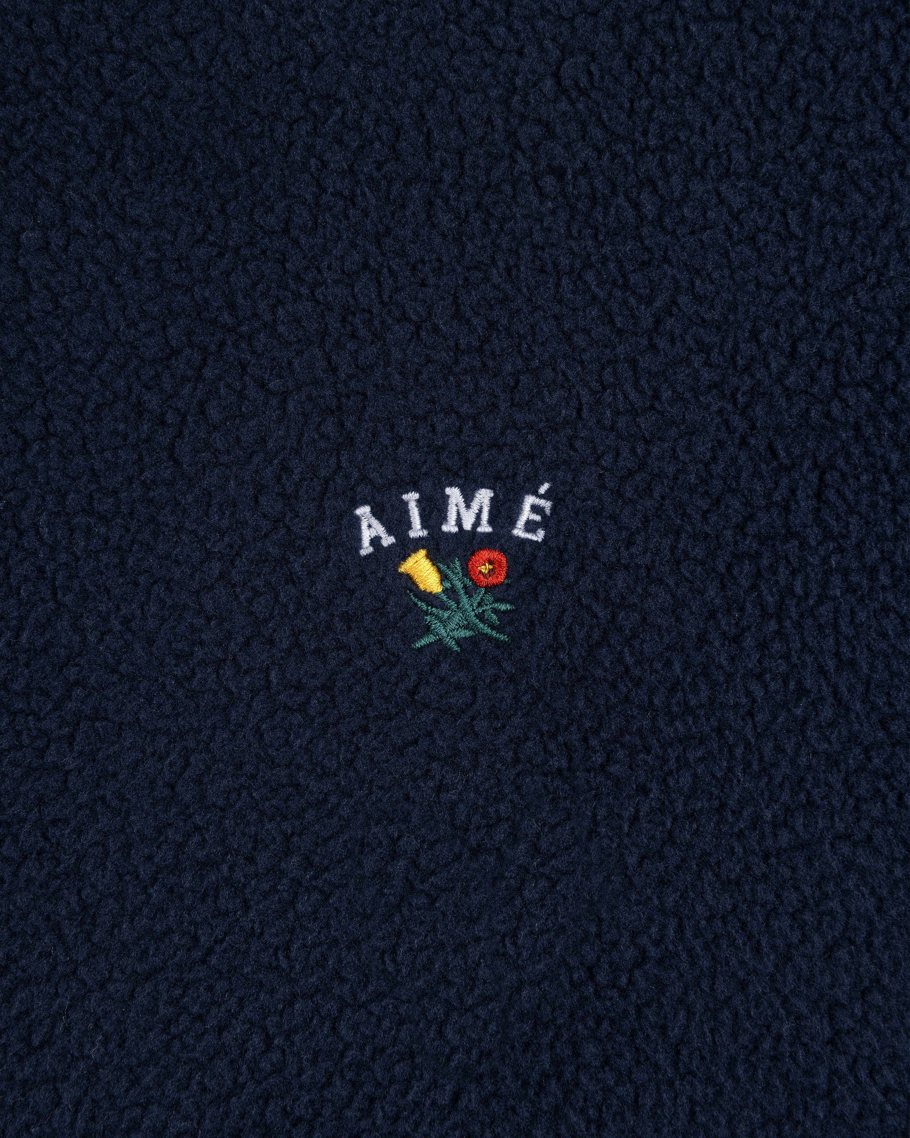 aim-leon-dore-crest-quarter-zip-fleece-pullover-navy image 5