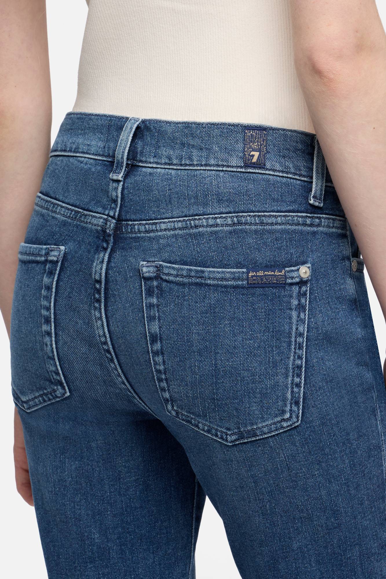 7-for-all-mankind-tailorless-bootcut-denim-flux-jeans-damen image 4