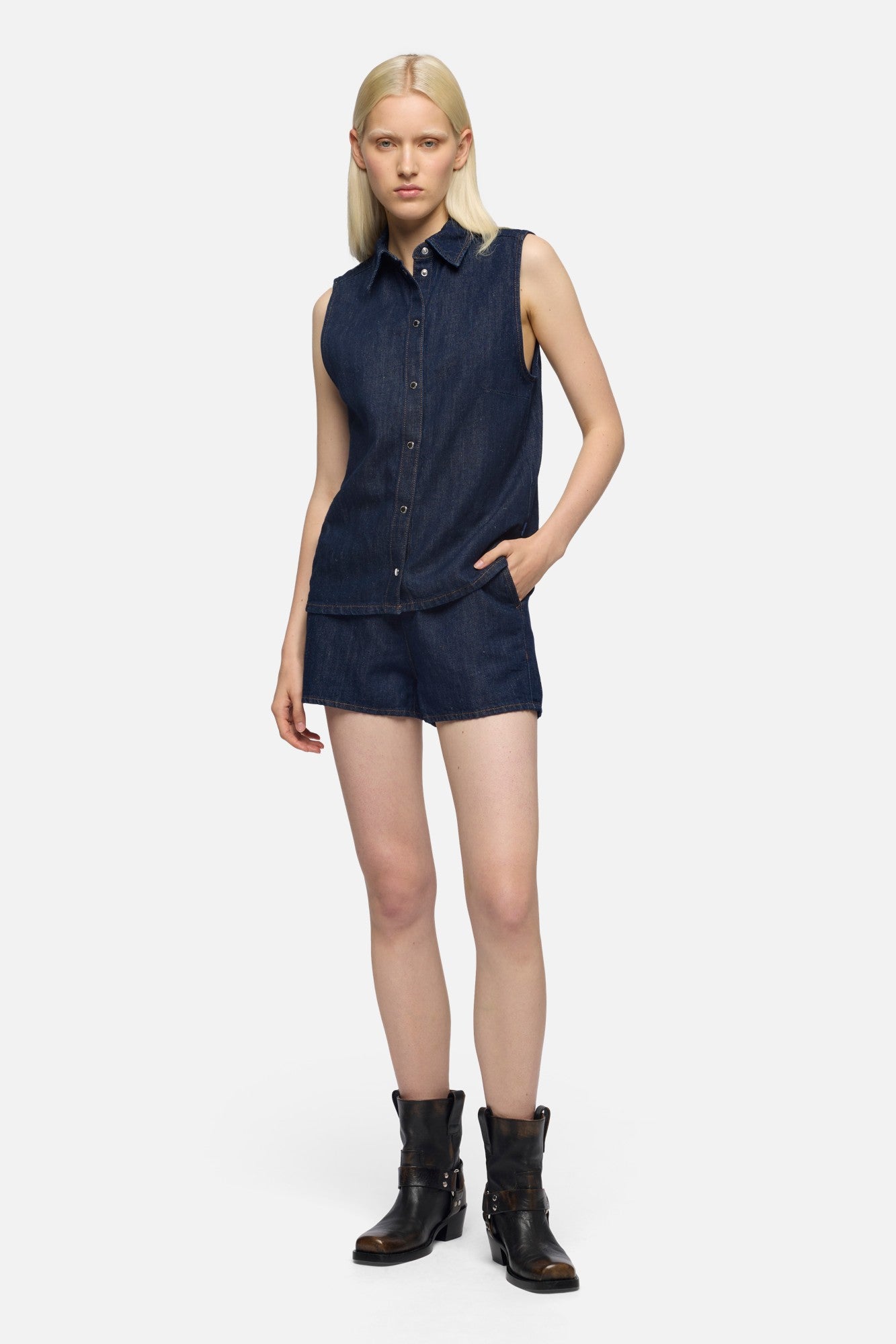 7-for-all-mankind-sleeveless-shirt-bluse-indigo-linen-blossom image 2