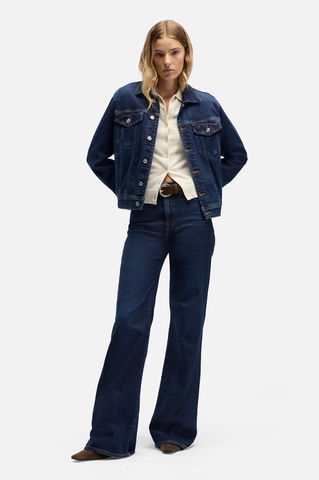 7-for-all-mankind-adi-trucker-jacket-luxe-vintage-bluecrest image 2