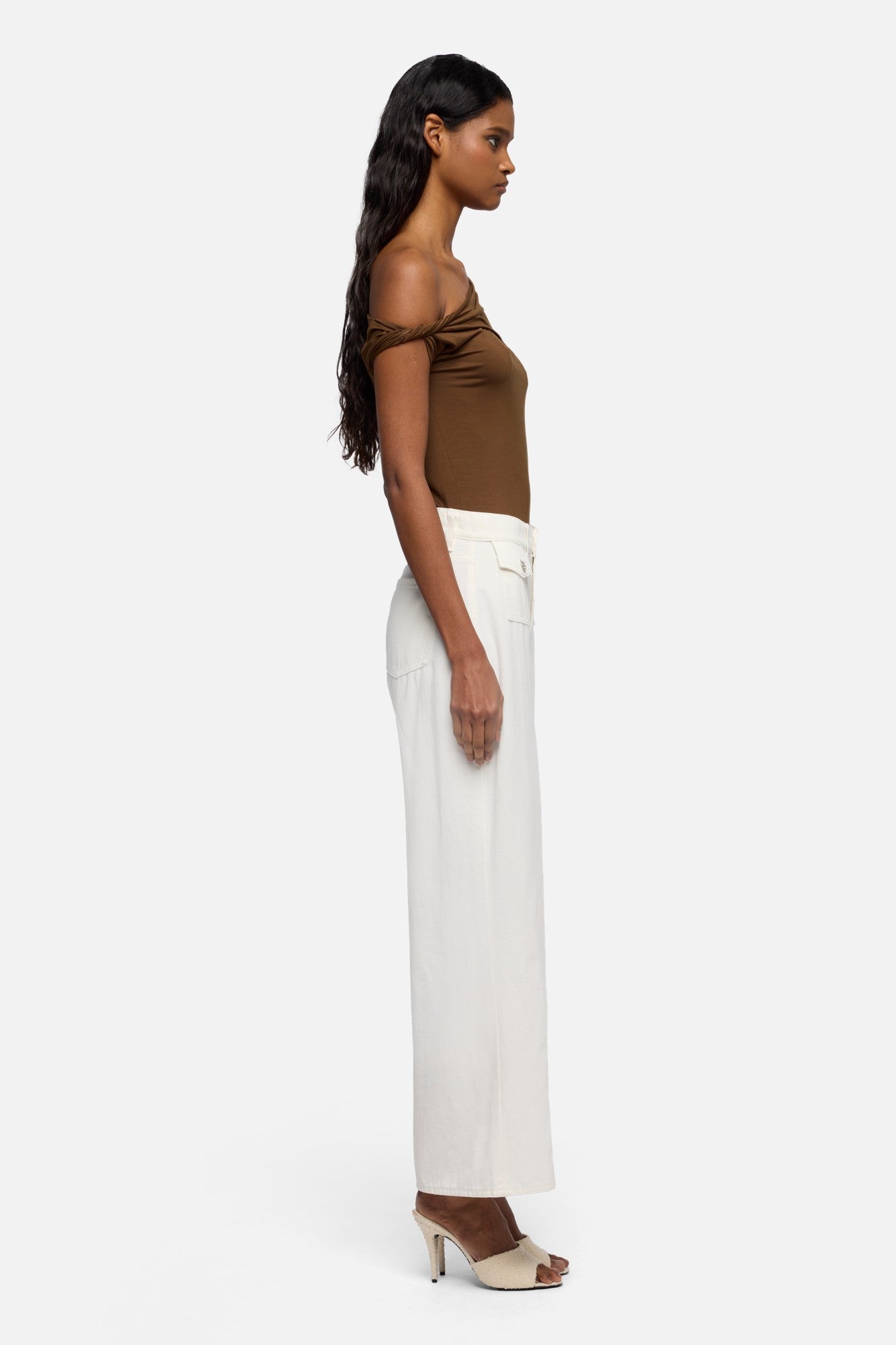 7-for-all-mankind-lotta-ankle-jeans-denim-linen-ostuni image 6