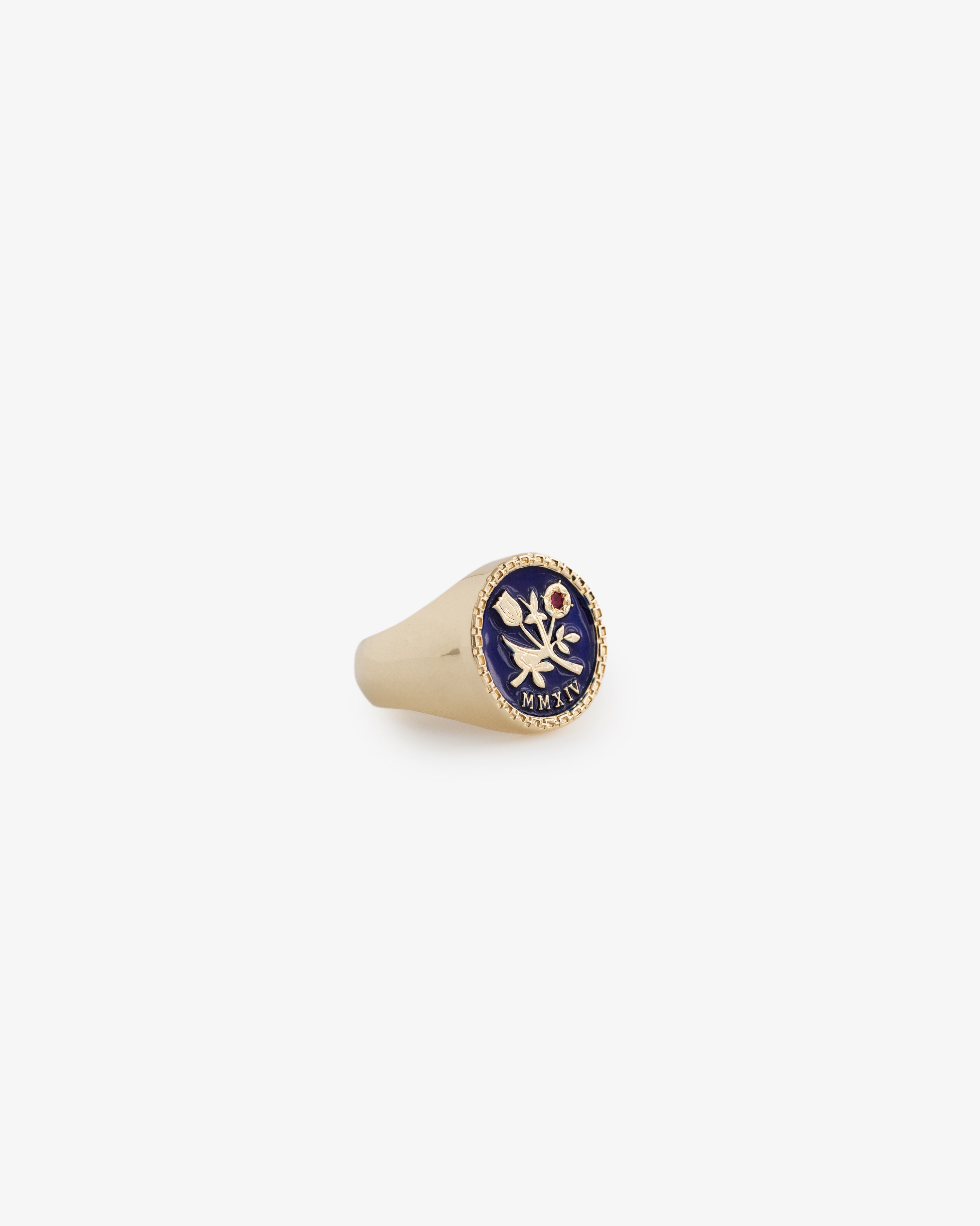 aim-leon-dore-14kt-queens-crest-ring-gold image 2