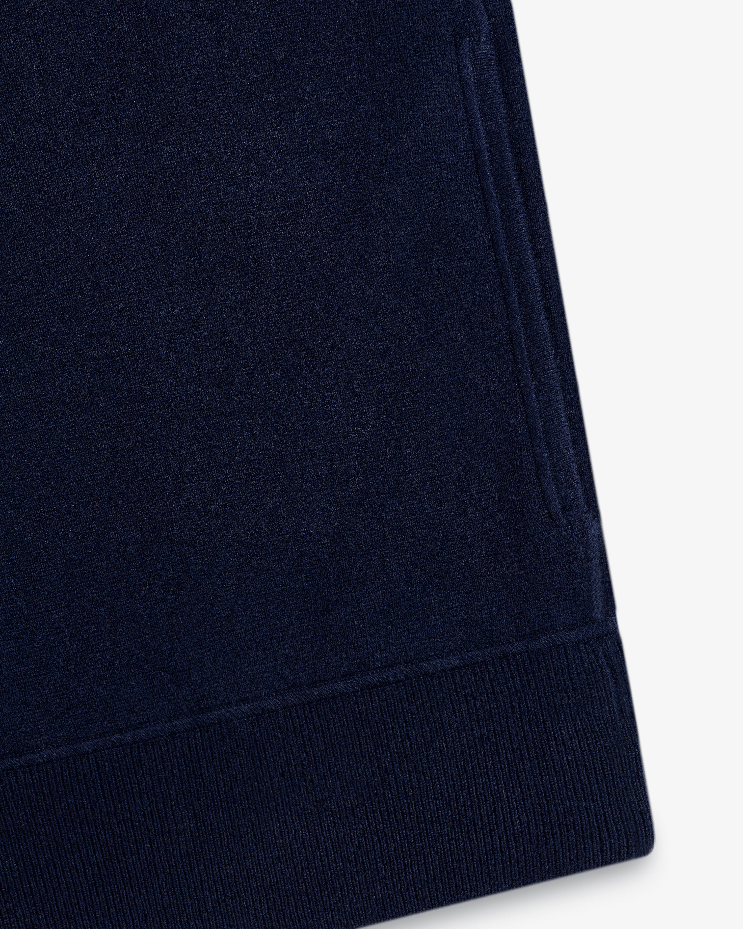 aim-leon-dore-quarter-zip-pavilion-cashmere-pullover-navy image 5