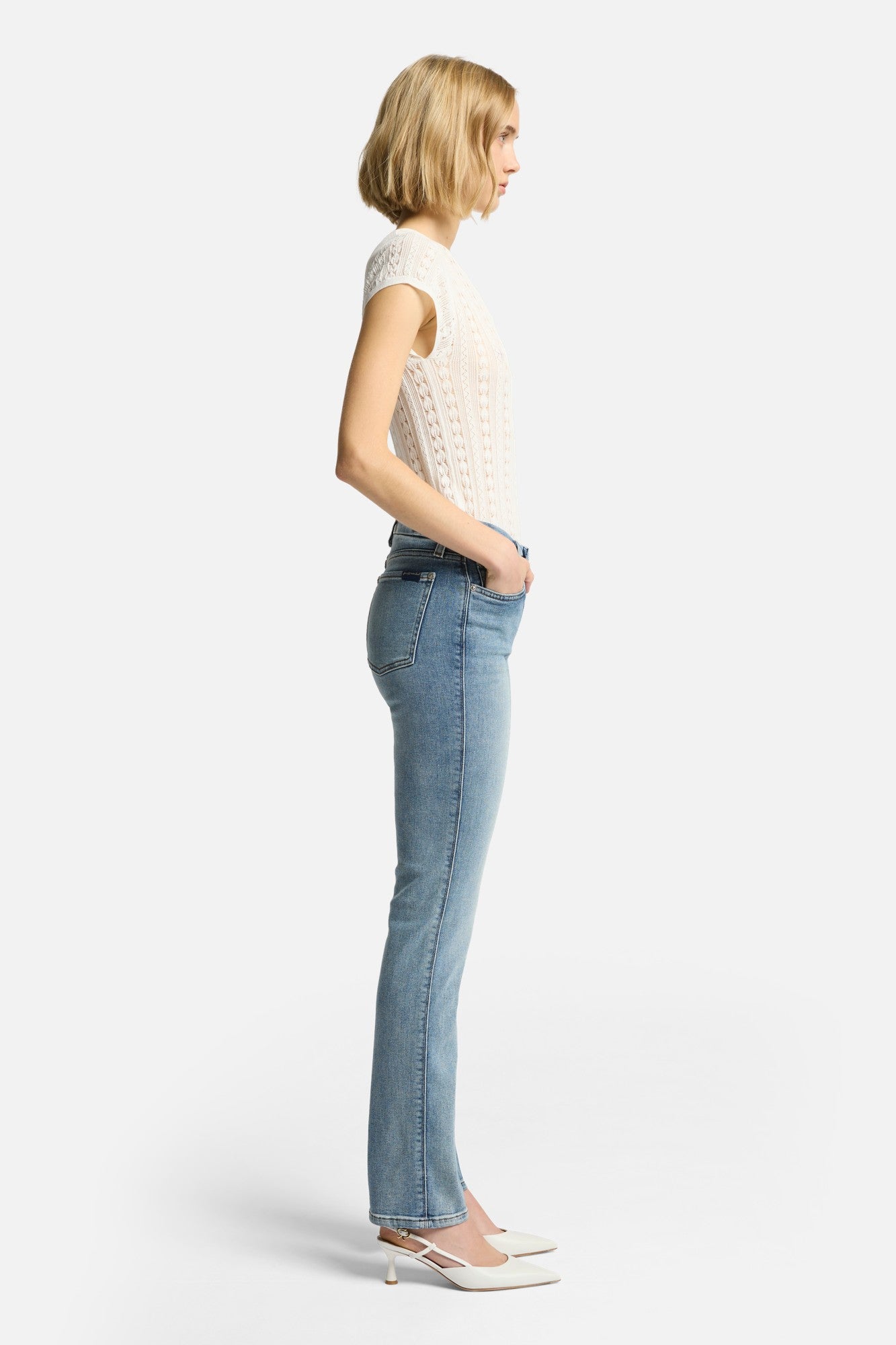 7-for-all-mankind-kimmie-straight-jeans-in-santa-rosa image 6