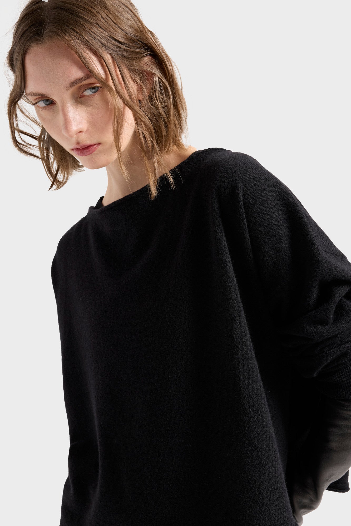 7-for-all-mankind-boat-neck-cropped-sweater-wool-eclipse-damen image 4