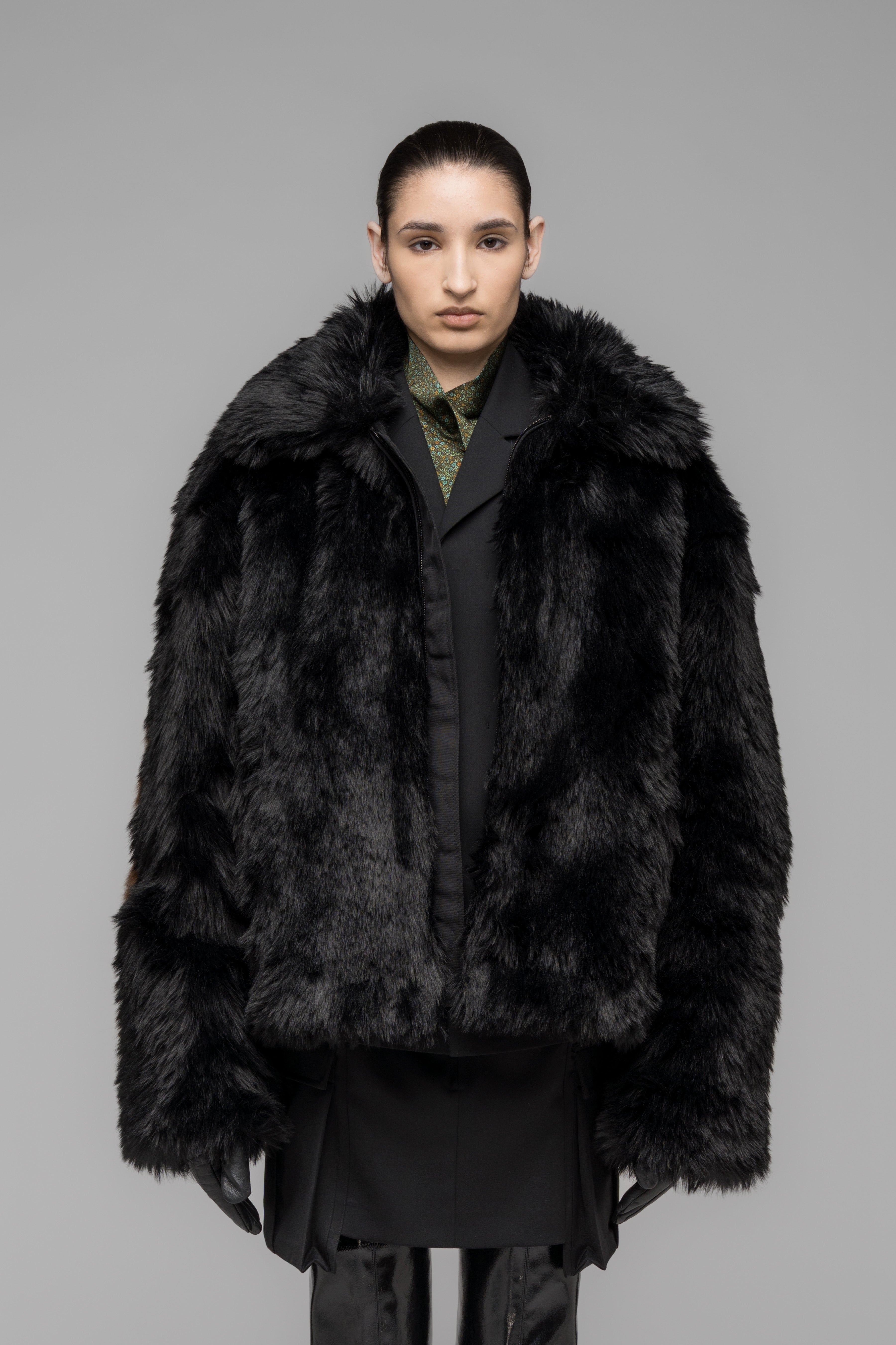 032c-muddy-faux-fur-blouson-oversize-kunstfell-jacke image 3