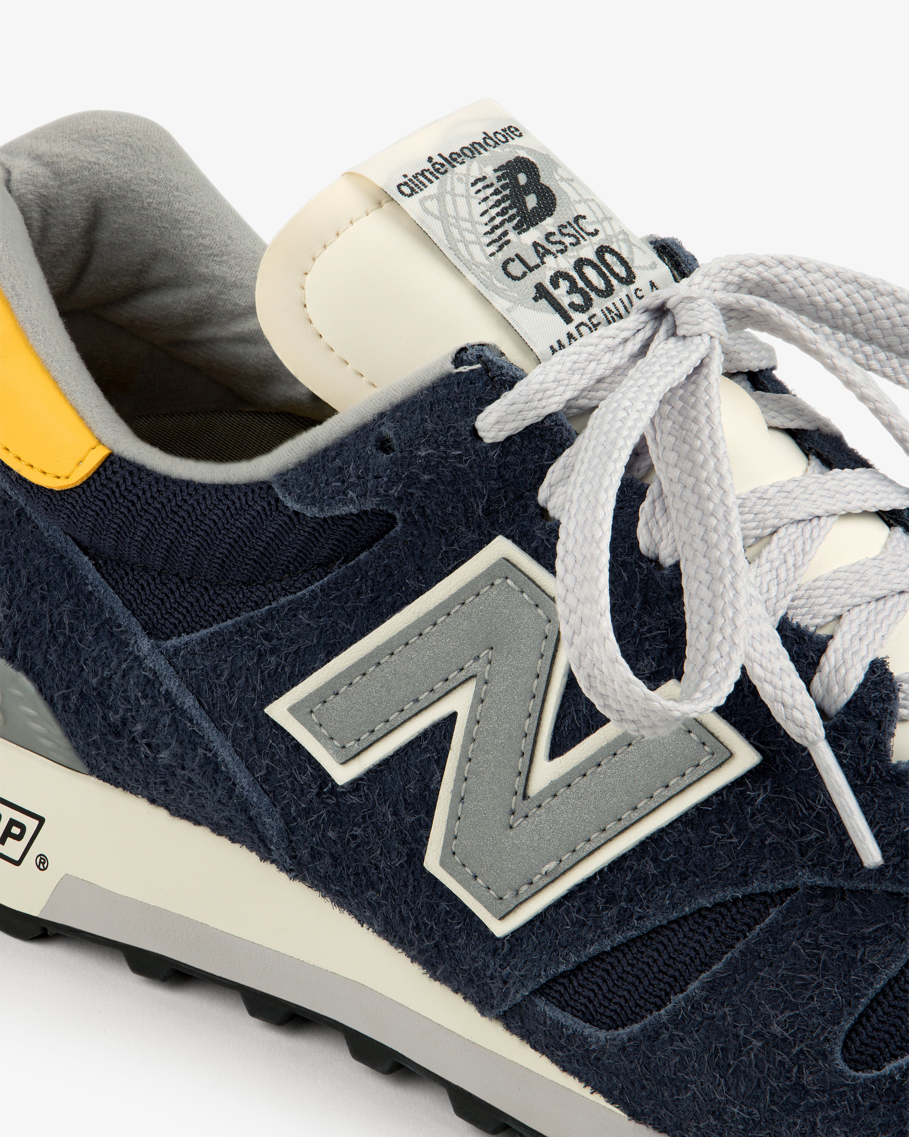 aim-leon-dore-x-new-balance-1300-made-in-usa-navy image 6