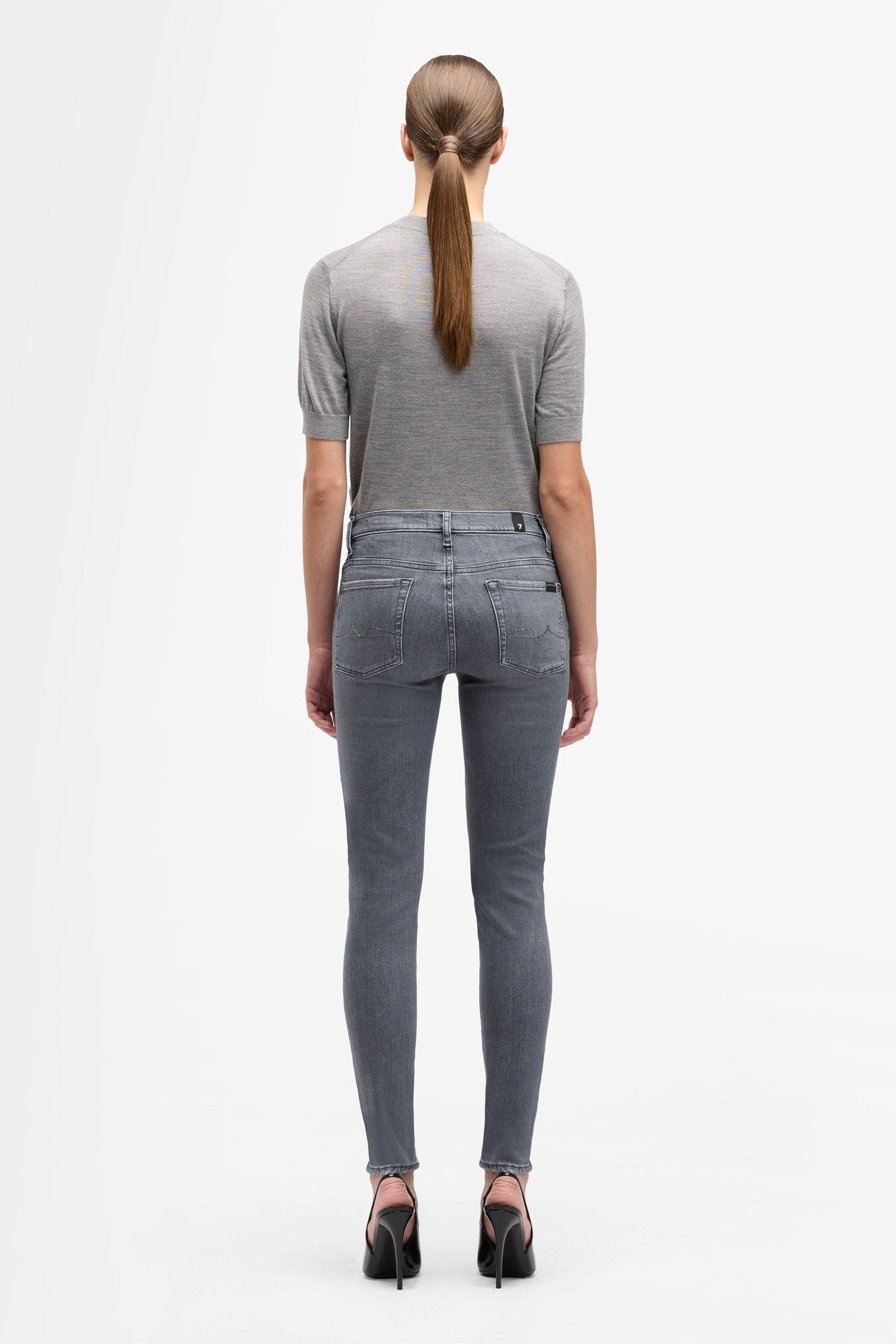 7-for-all-mankind-the-skinny-skinny-jeans-in-slim-illusion-moon-tune image 5