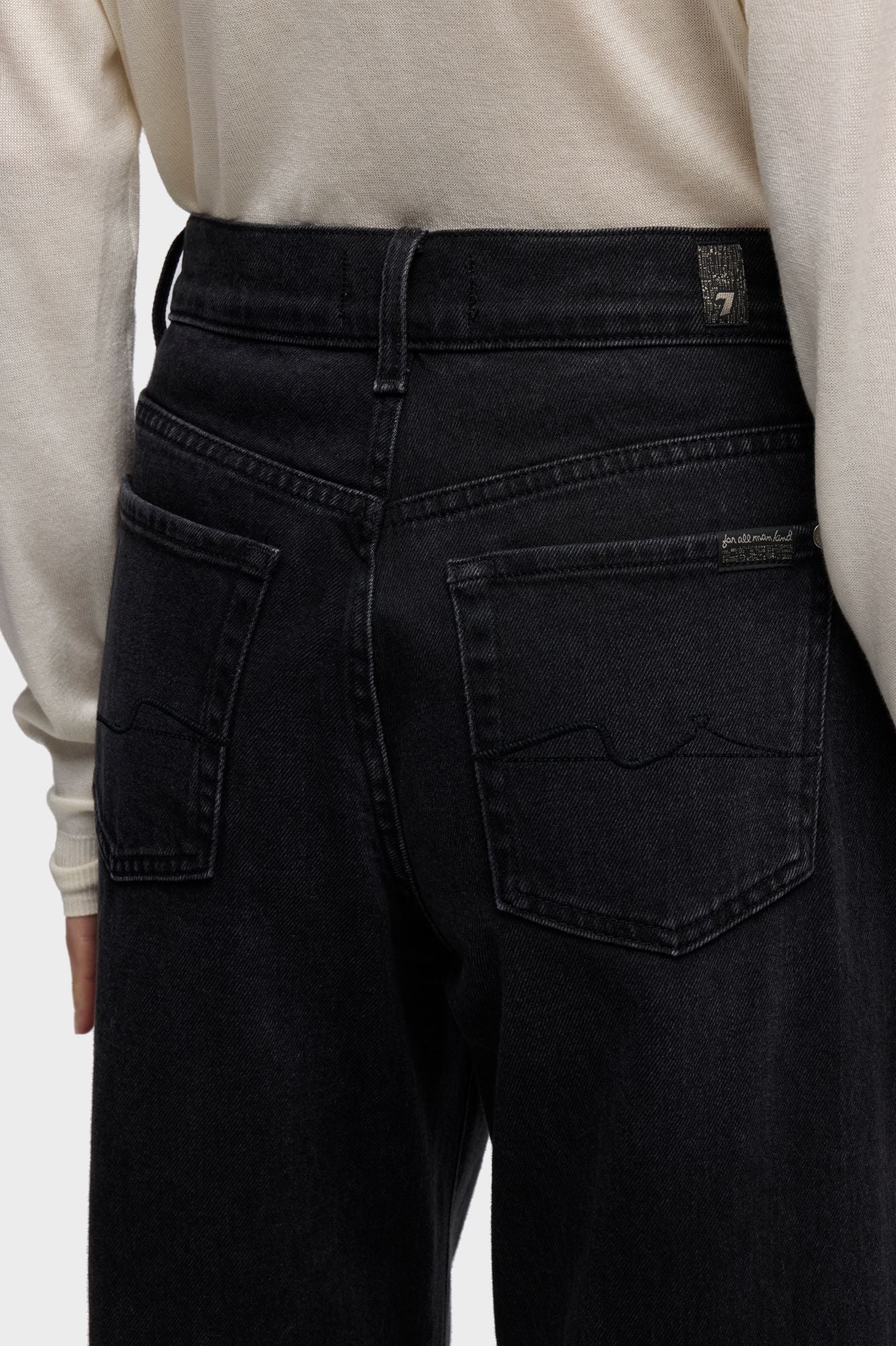 7-for-all-mankind-tailorless-lotta-wide-leg-jeans-heavy-rain image 4