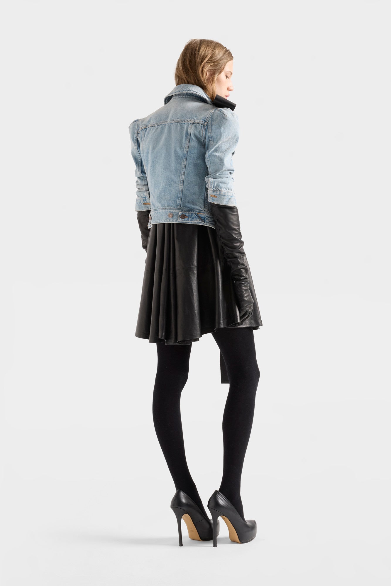 7-for-all-mankind-puff-sleeve-trucker-jacke-denim-chelsea image 5