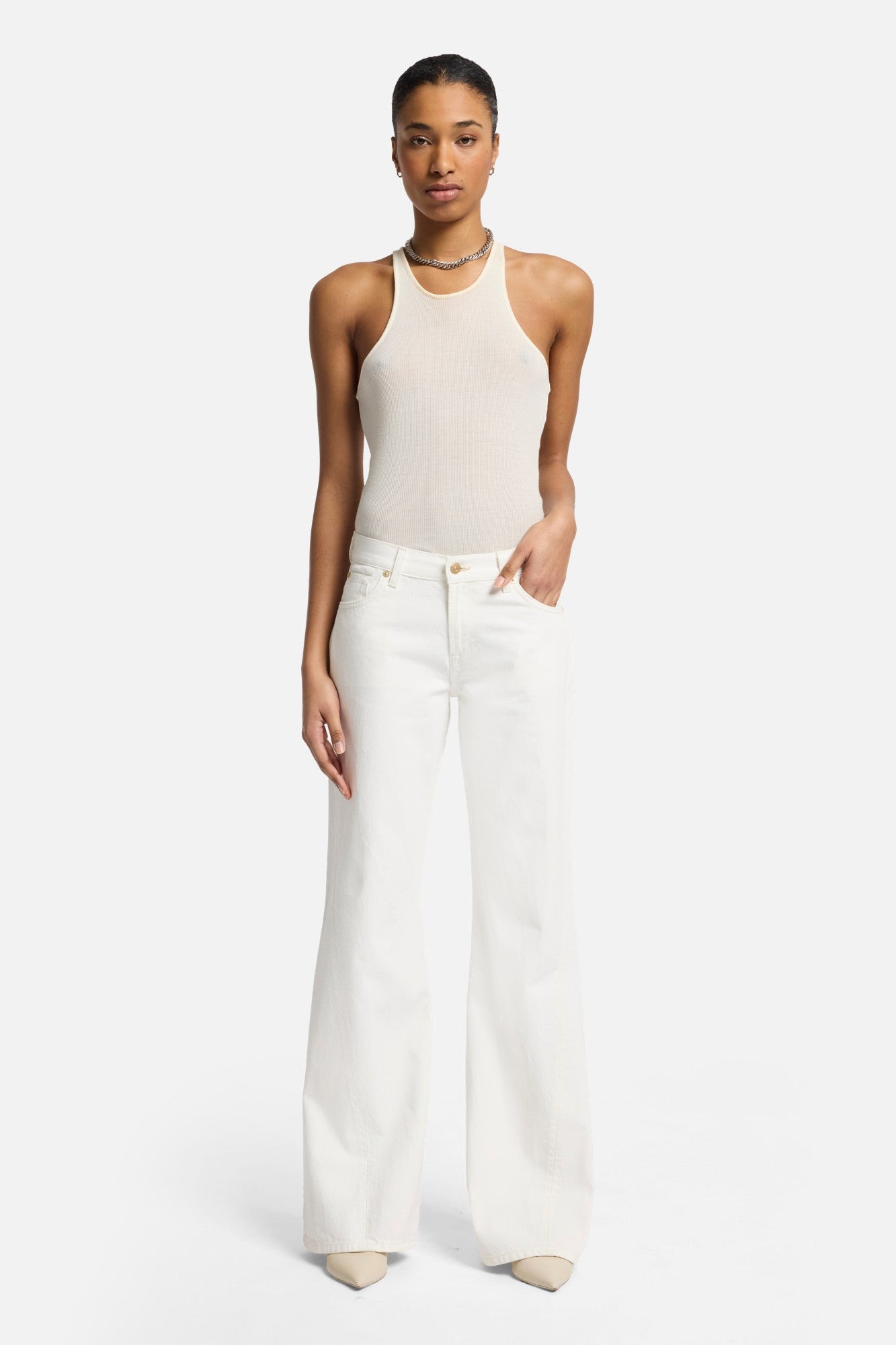 7-for-all-mankind-slim-illusion-twisted-seam-spencer-flare-milky-way image 2