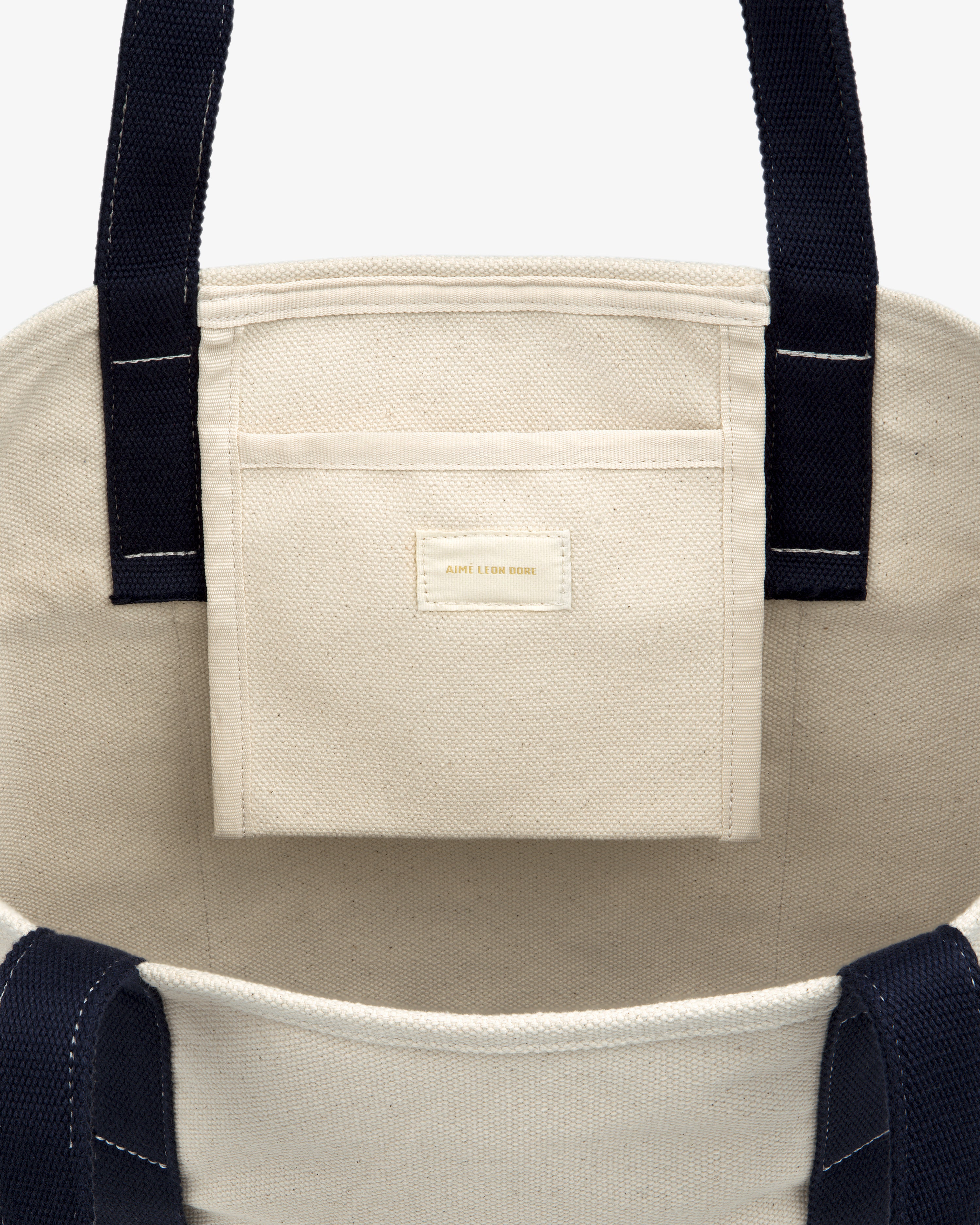 aim-leon-dore-large-crest-contrast-tote image 5