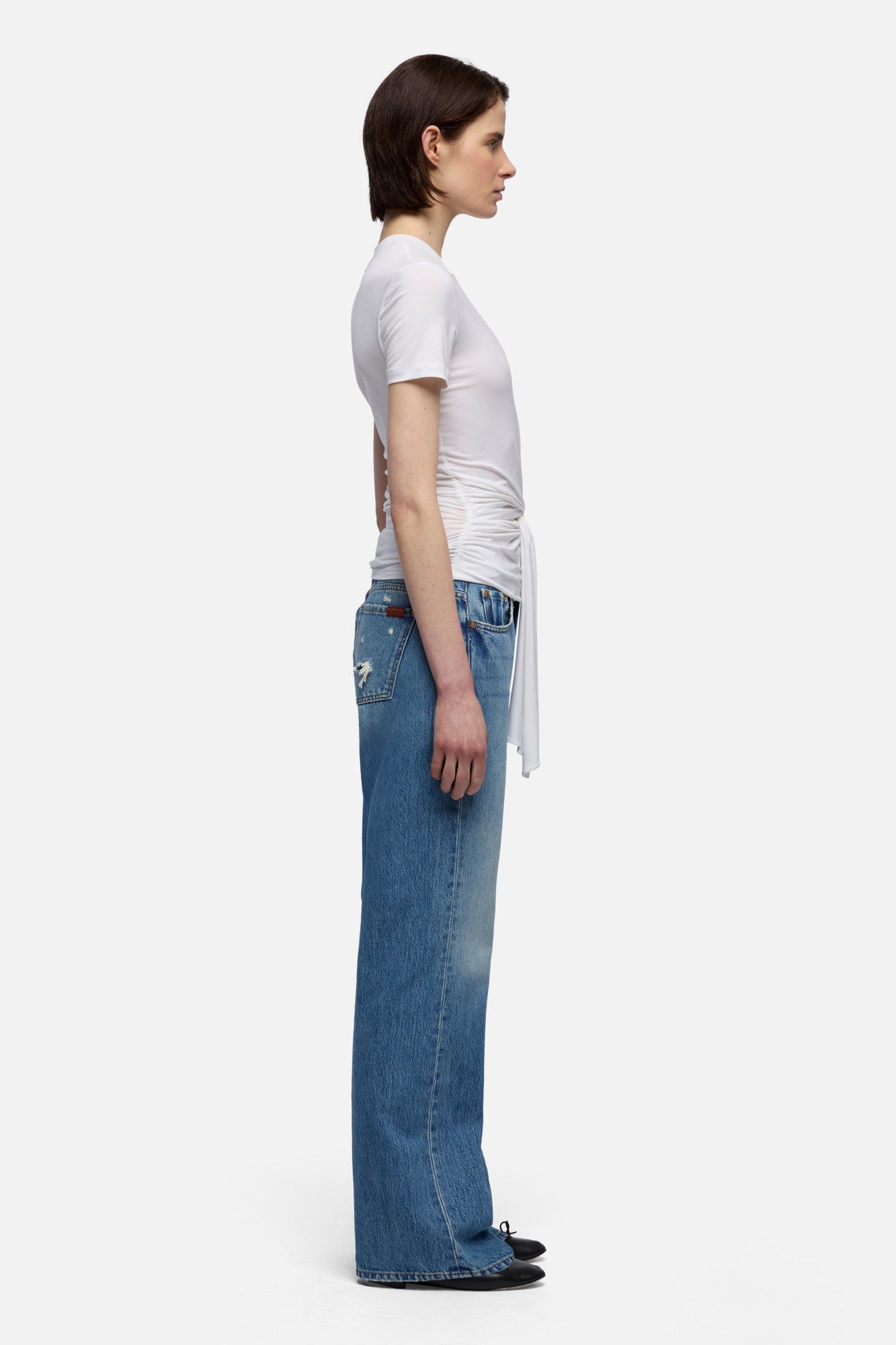 7-for-all-mankind-fitted-twist-tee-t-shirt-aus-lyocell-in-optical-white image 6