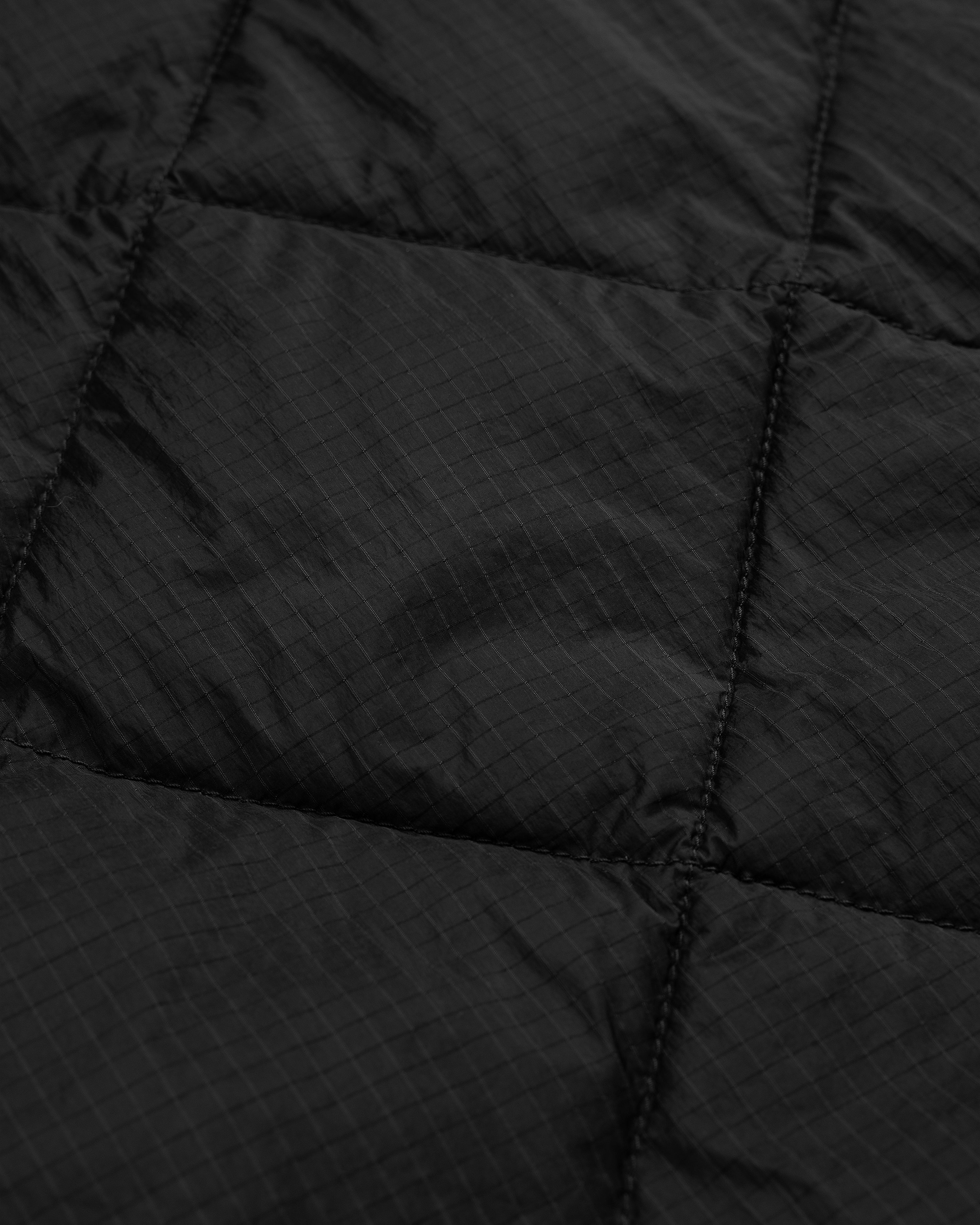 aim-leon-dore-nylon-quilted-unisphere-jacket-schwarz image 5