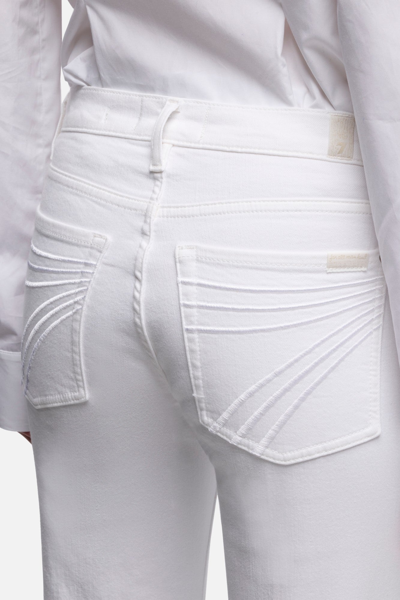7-for-all-mankind-tailorless-dojo-jeans-slim-illusion-white image 4