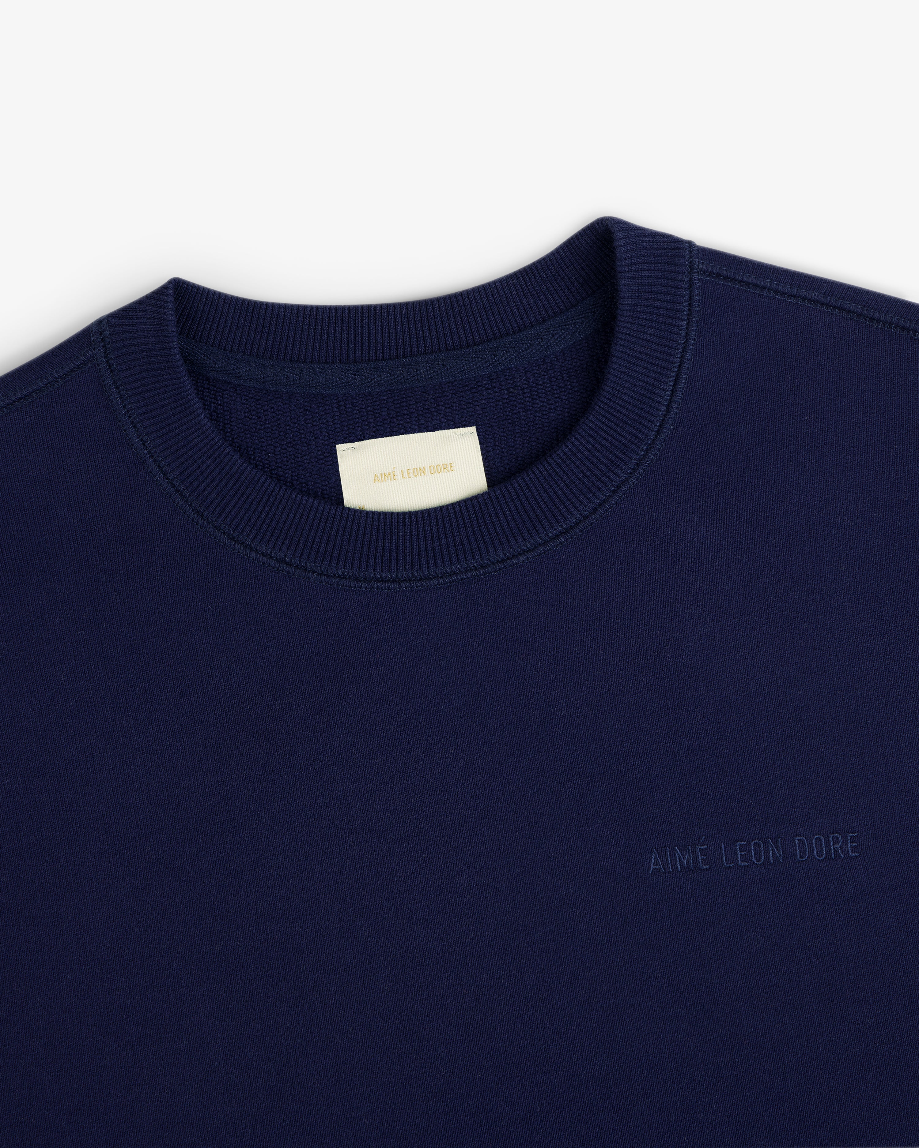 aim-leon-dore-tonal-logo-crewneck-sweatshirt-navy image 4
