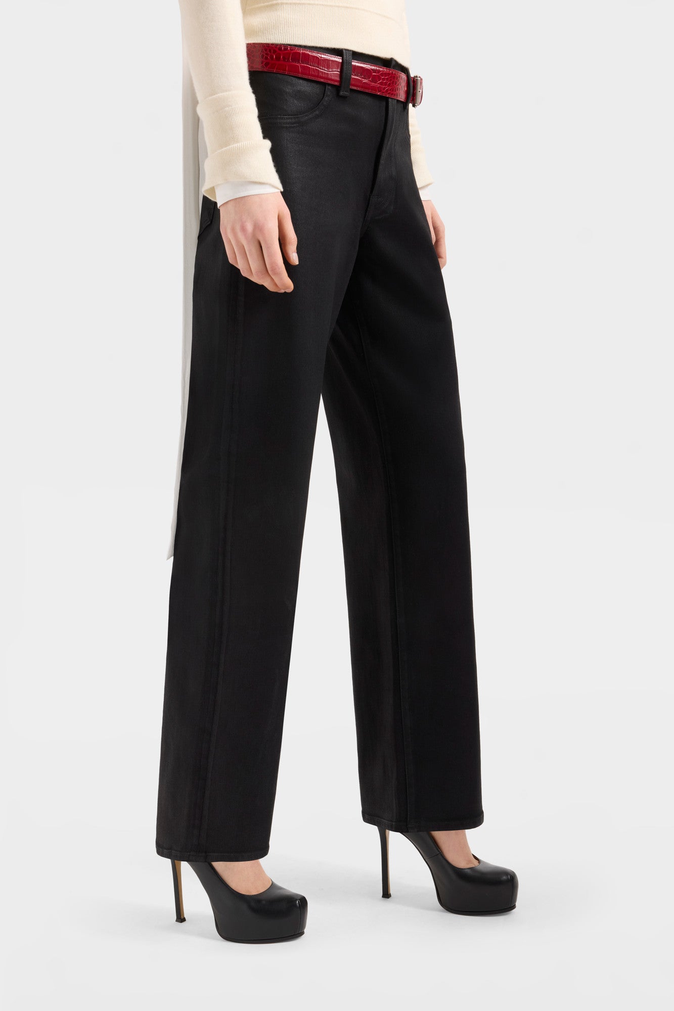 7-for-all-mankind-stovepipe-straight-coated-denim-black-damen-jeans image 6