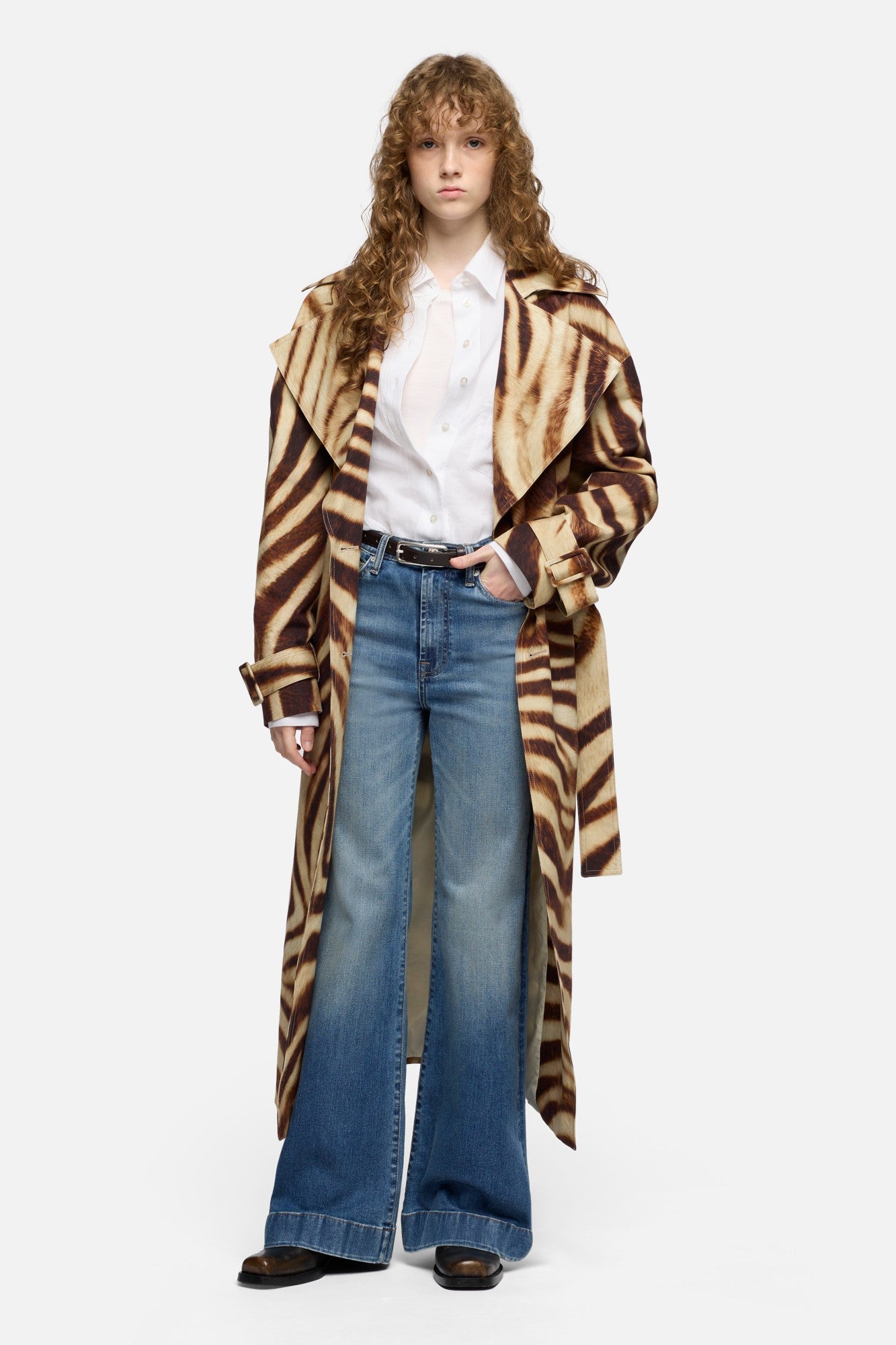 7-for-all-mankind-oversize-button-down-shirt-optical-white image 2