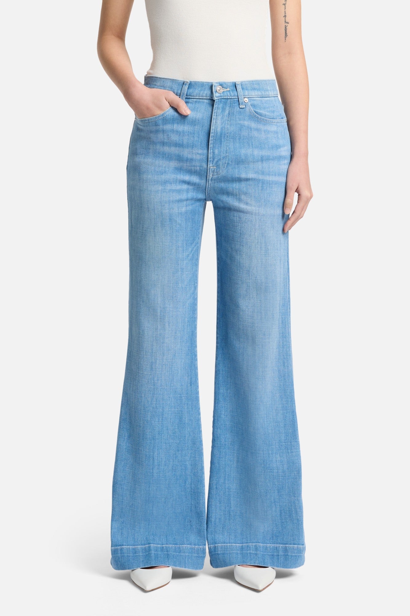 7-for-all-mankind-modern-dojo-wide-leg-jeans-charleston image 3