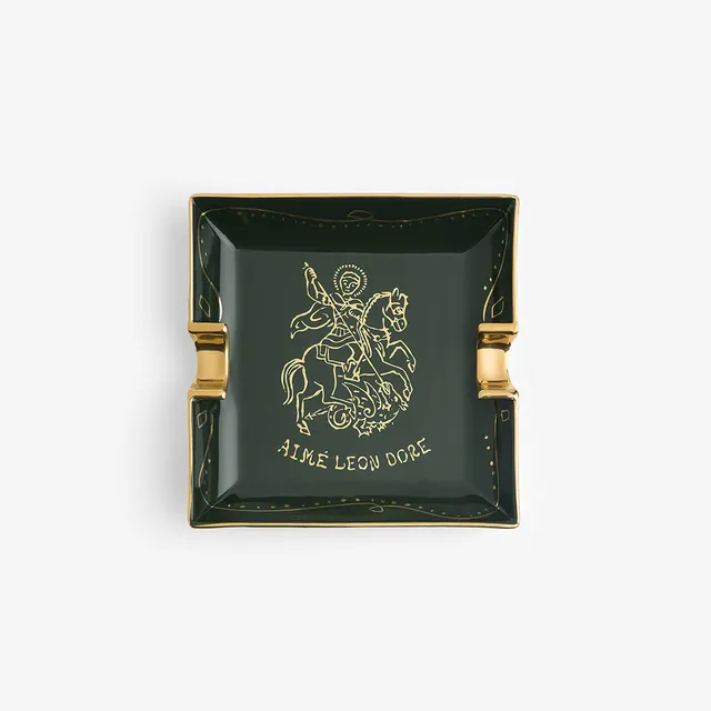 aim-leon-dore-saint-george-ashtray-gr-ner-porzellan-aschenbecher image 1