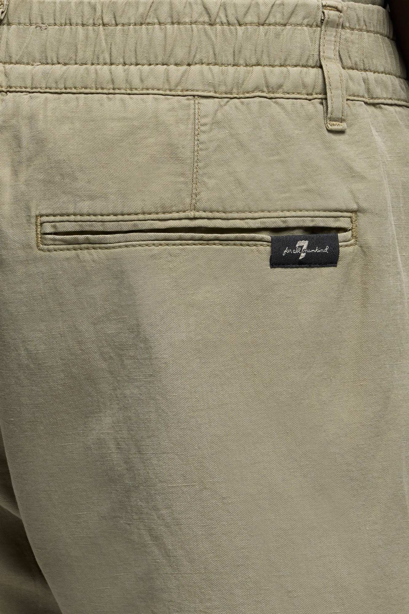 7-for-all-mankind-hybrid-jogger-short-in-linen-blend-army-herren-jogger-shorts-m image 4