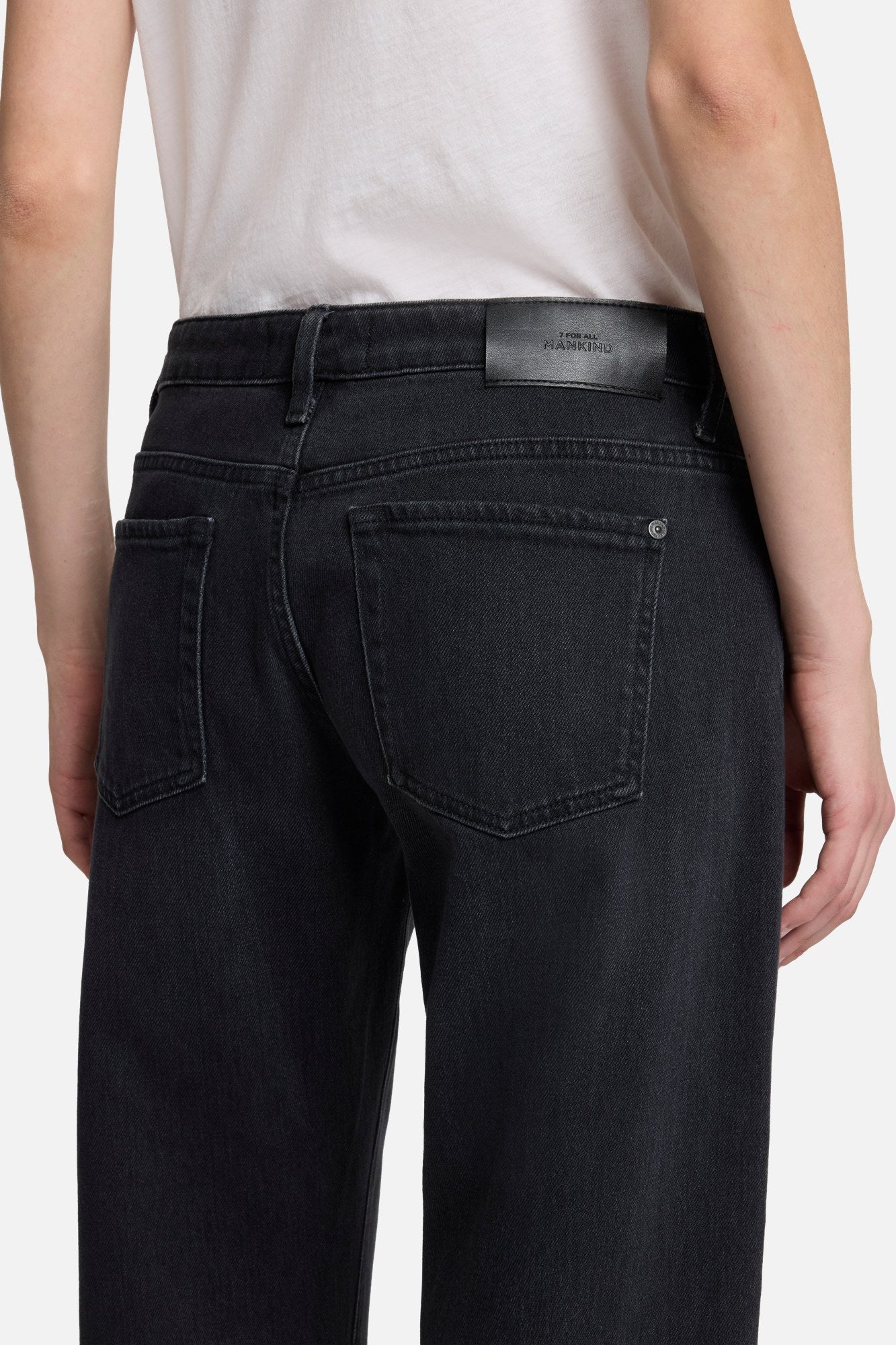 7-for-all-mankind-mankind-low-straight-damen-jeans-thunder-storm image 4