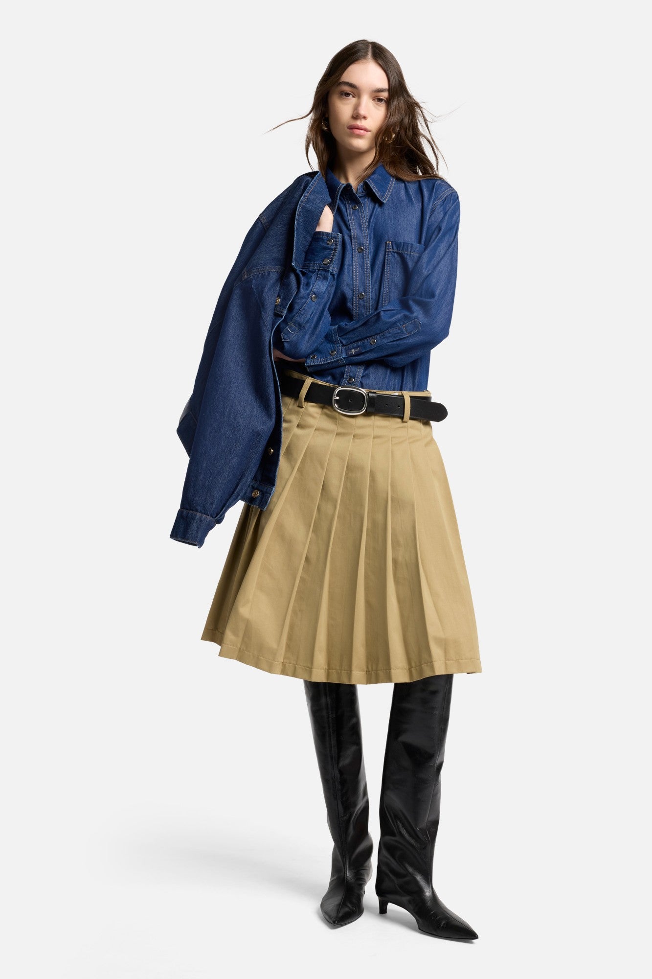 7-for-all-mankind-mankind-twisted-trucker-jacke-blue-petal image 7