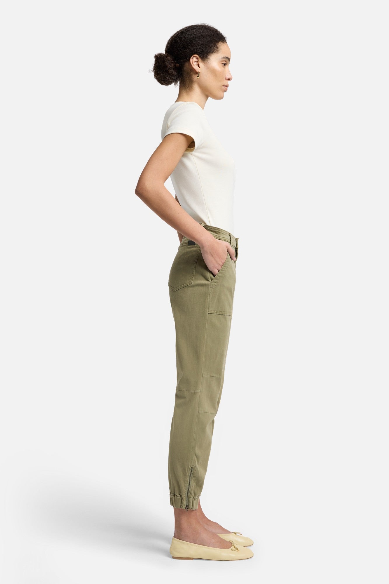 7-for-all-mankind-darted-boyfriend-jogger-sateen-army-hose image 5