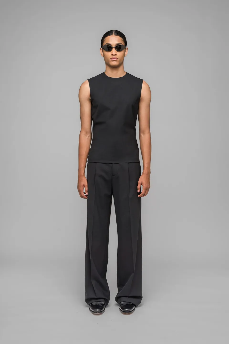 032c-office-attire-cropped-suit-shell-rmellos-herren image 1