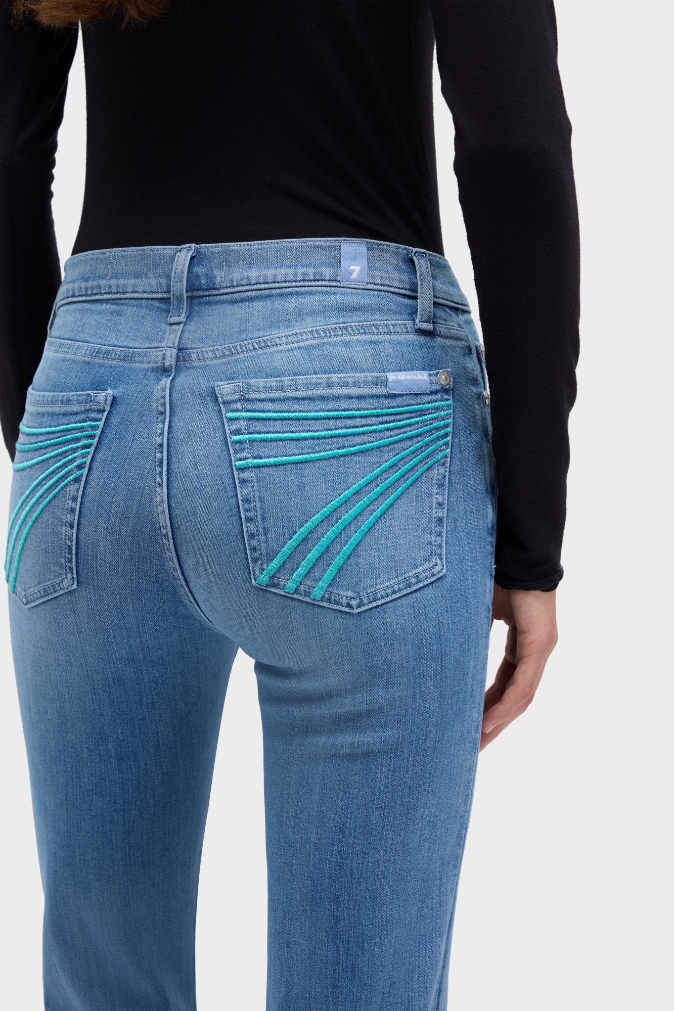 7-for-all-mankind-dojo-slim-illusion-iceflow-damenjeans image 4