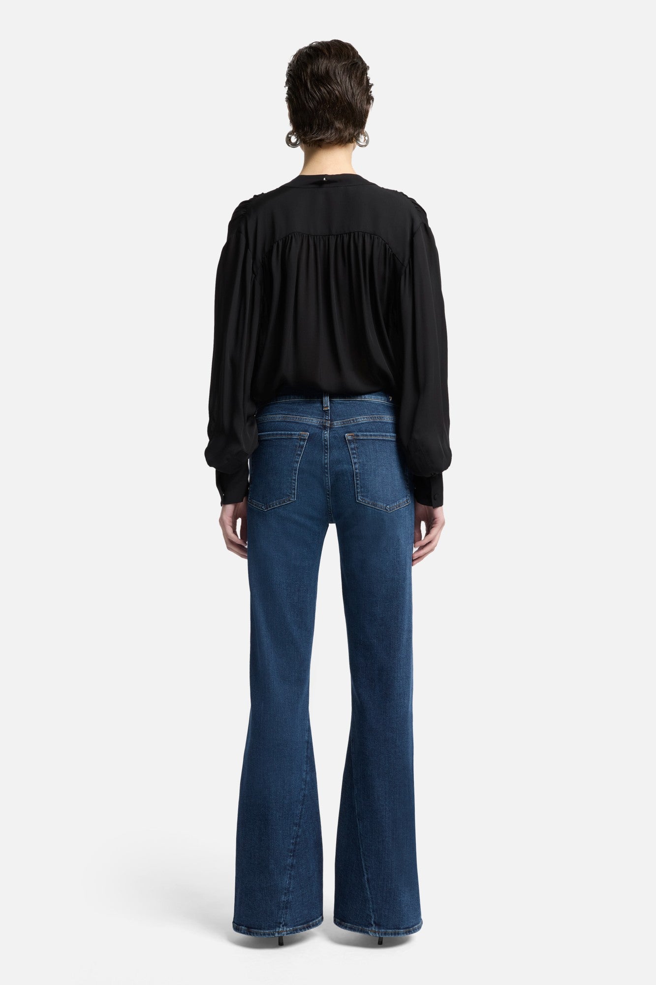 7-for-all-mankind-dojo-tailorless-wide-leg-jeans-gilbert-damen image 5