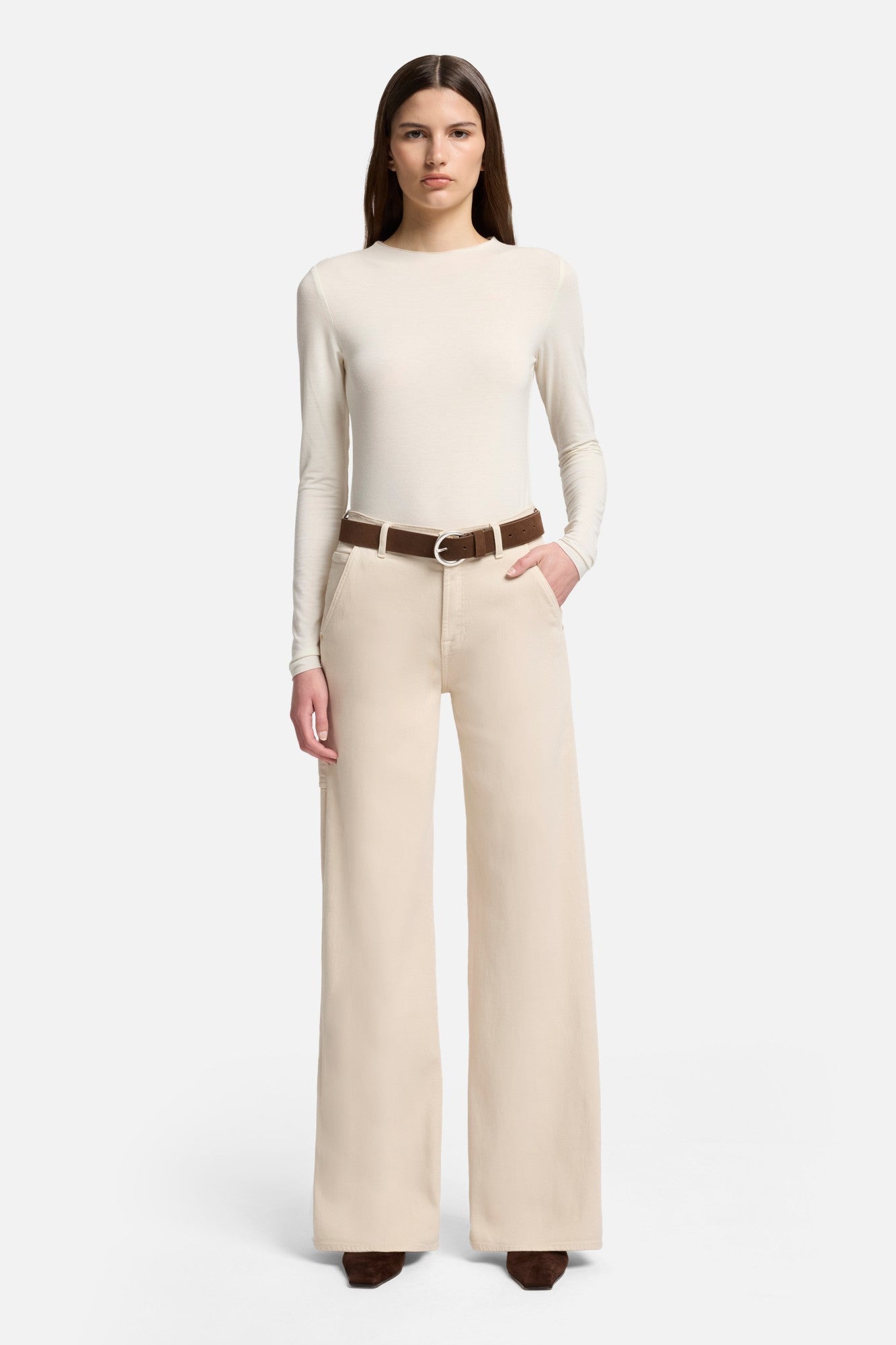 7-for-all-mankind-luxe-vintage-lotta-wide-leg-jeans-in-creme image 2