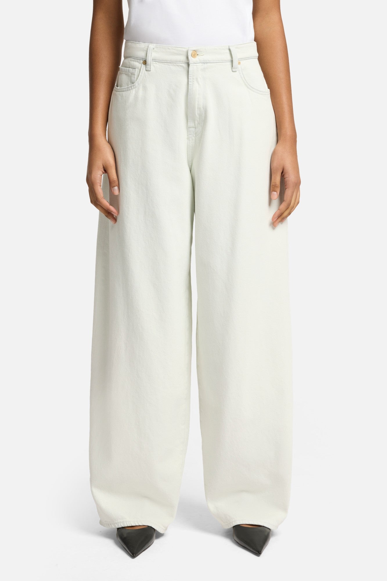 7-for-all-mankind-the-baggy-summer-mist-wide-leg-jeans image 3