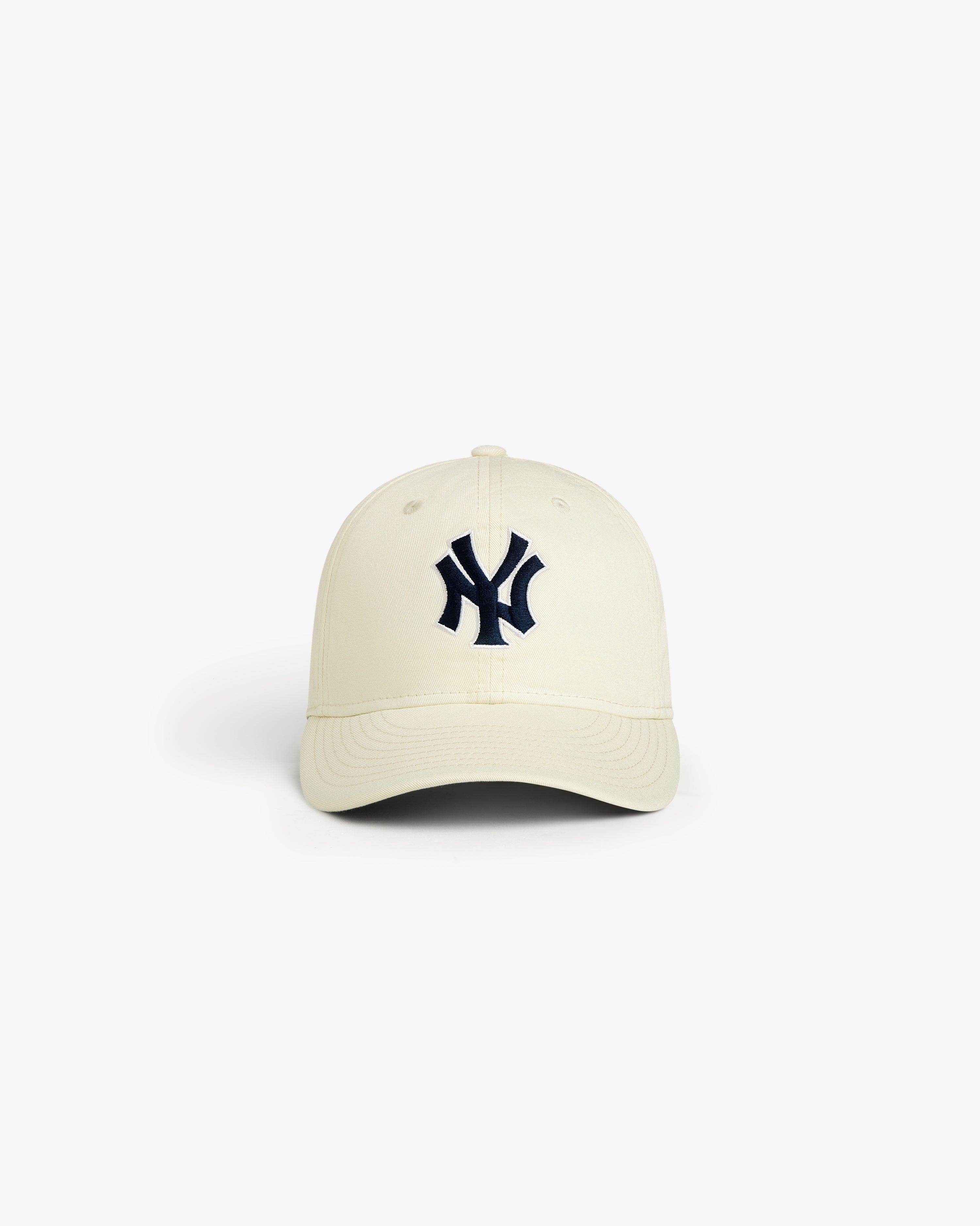 aim-leon-dore-x-new-era-yankees-retro-fit-hat-cream image 2