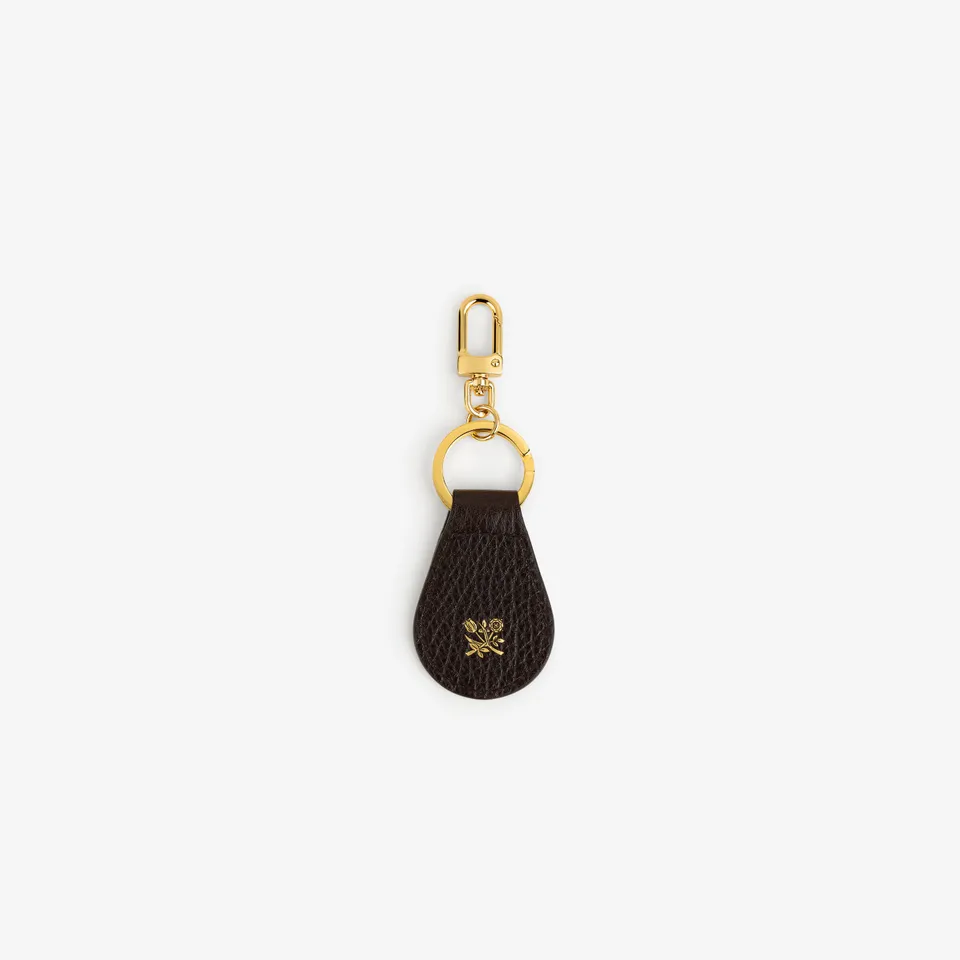 aim-leon-dore-tumbled-leather-key-fob-braun image 1