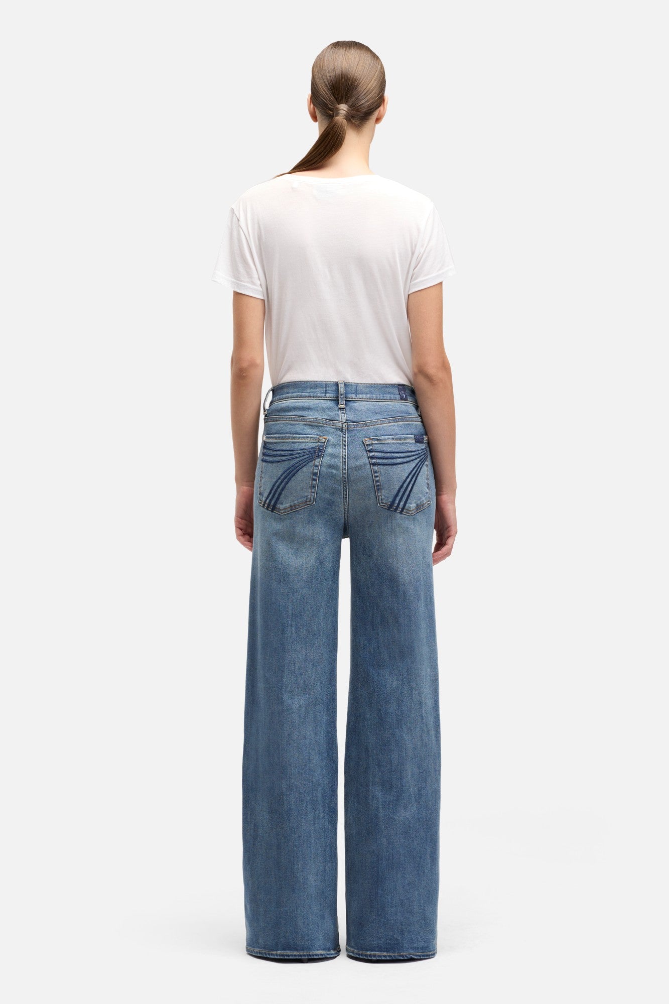 7-for-all-mankind-ultra-high-rise-jo-wide-leg-jeans-slim-illusion-swim image 5