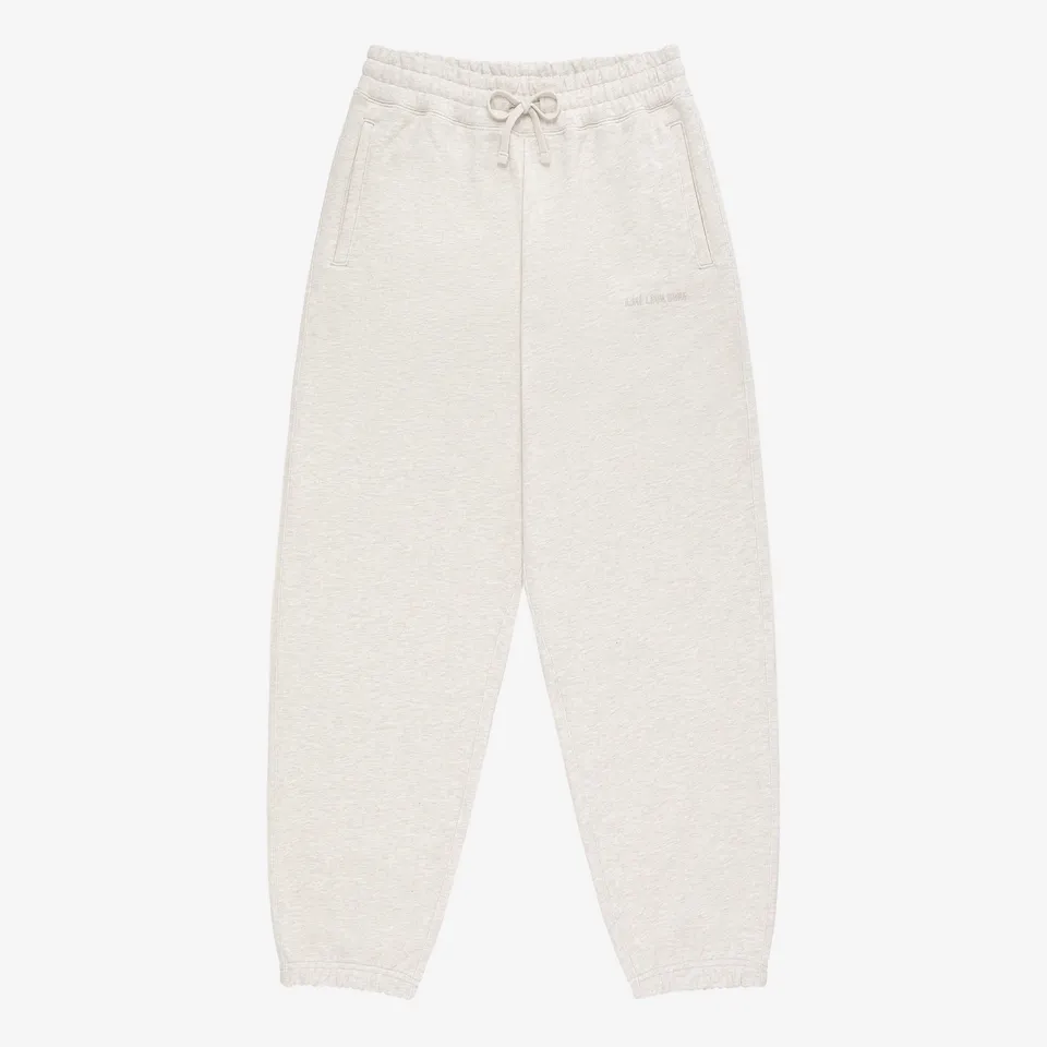 aim-leon-dore-tonal-logo-sweatpants-oatmeal-regular-fit image 1