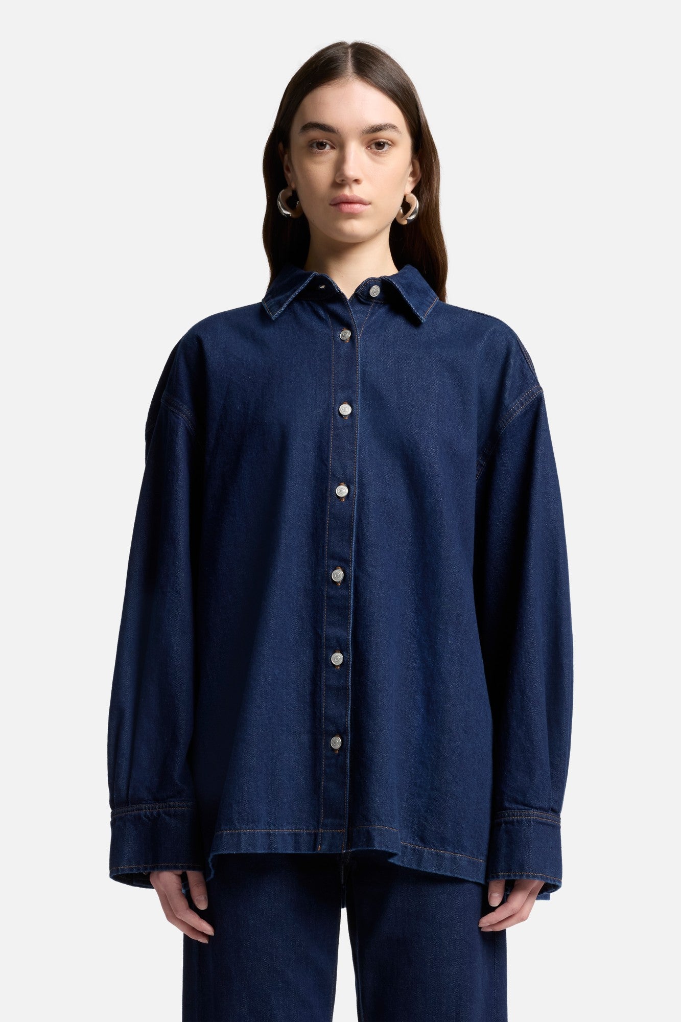 7-for-all-mankind-mankind-pleated-overshirt-unisex-in-franklin image 3
