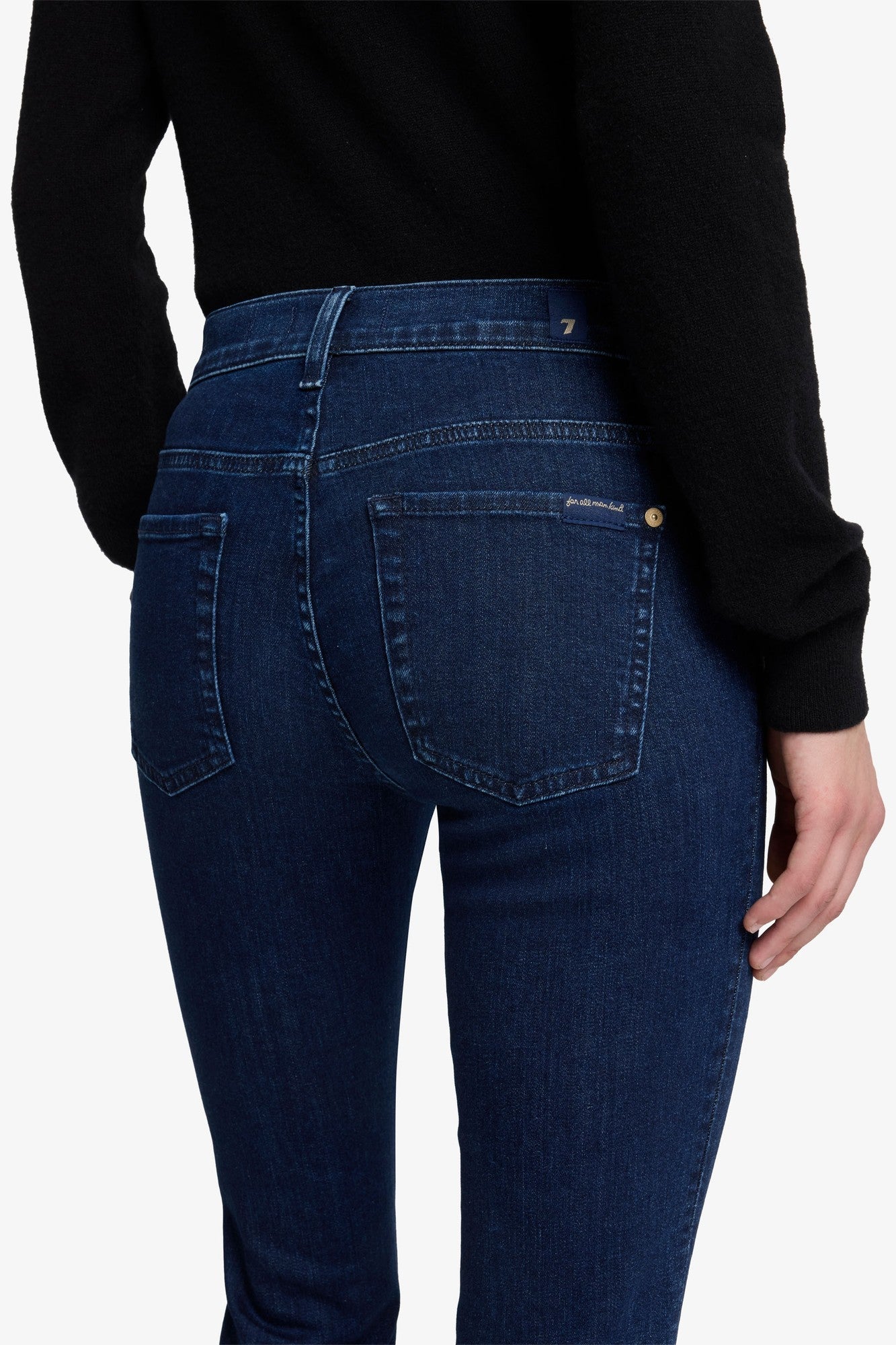 7-for-all-mankind-bootcut-slim-illusion-jeans-in-classical image 4