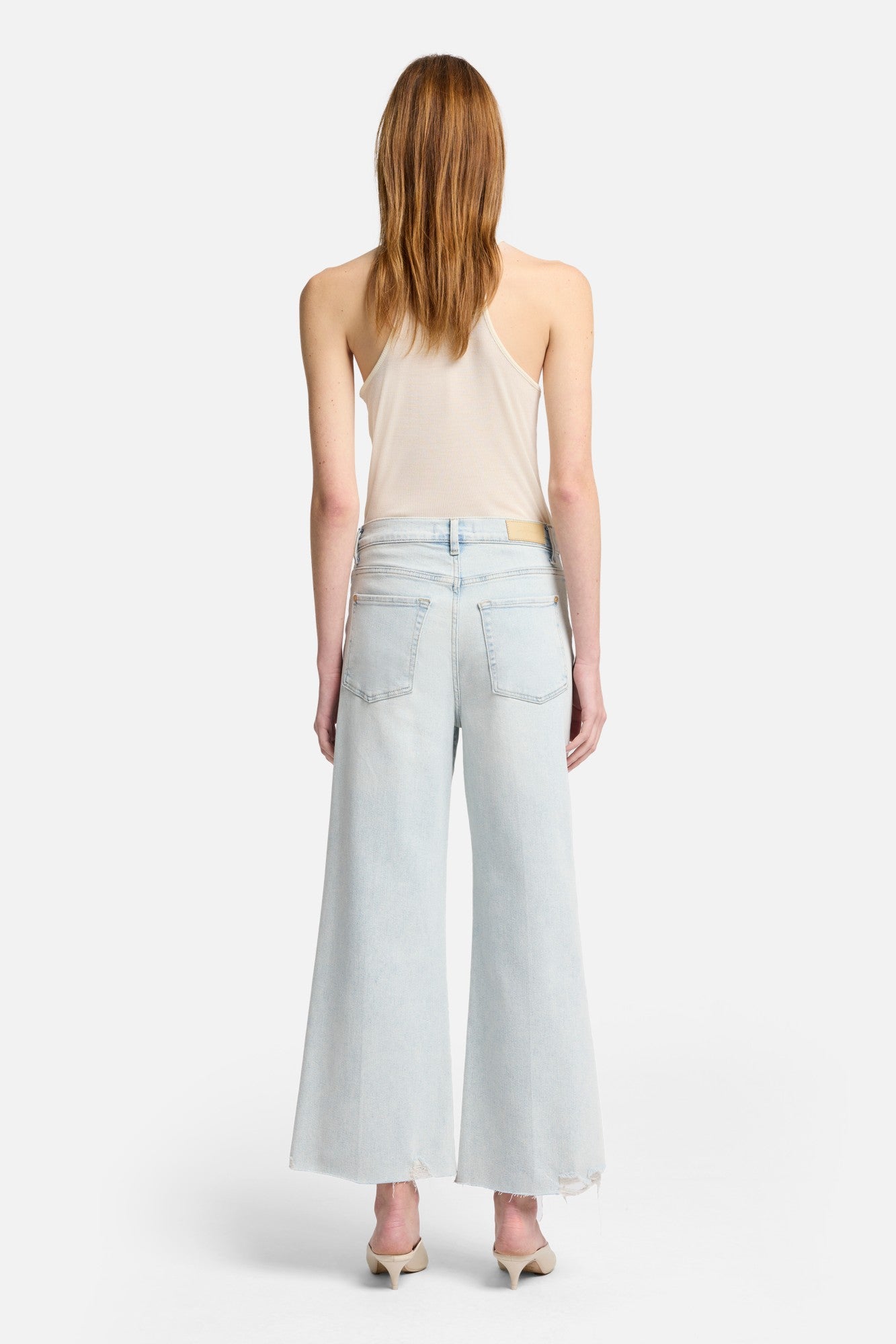 7-for-all-mankind-luxe-vintage-jo-cropped-jeans-ultra-high-rise-in-maui image 5